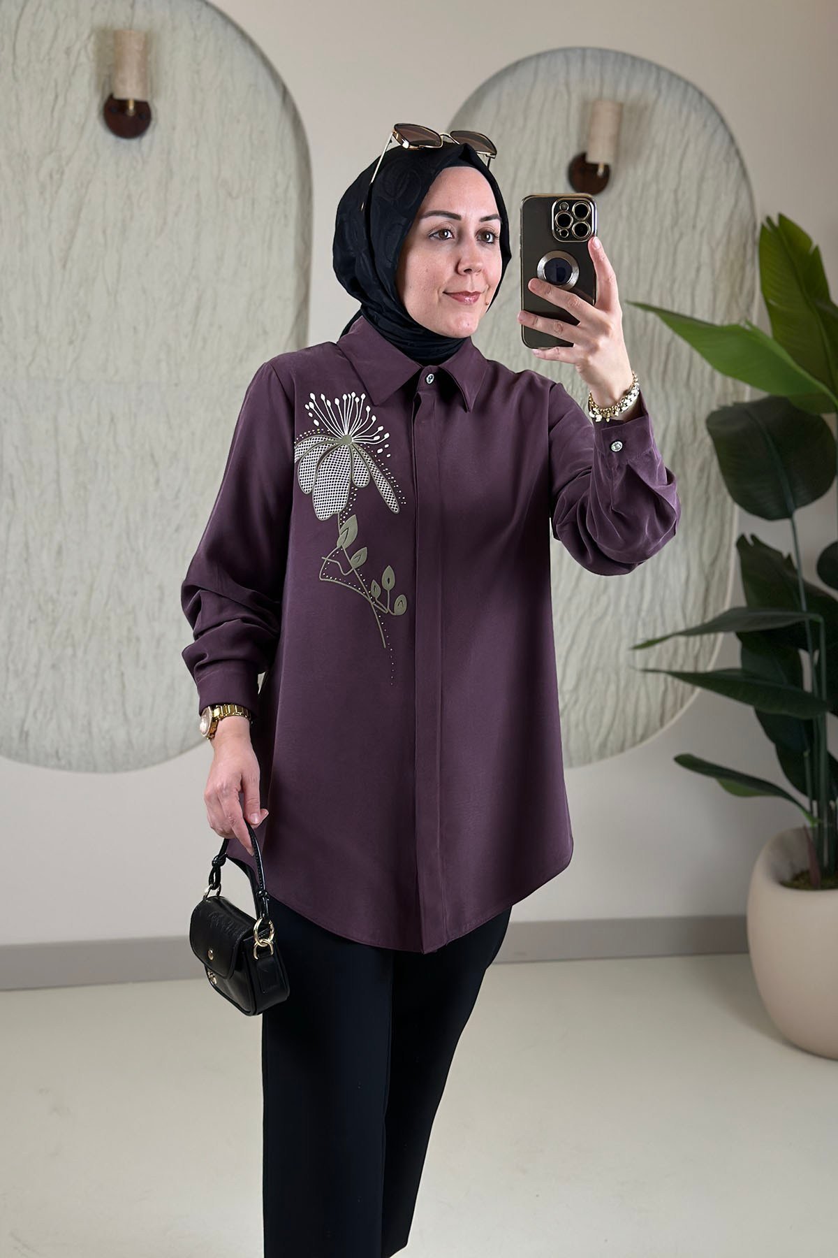 Tesettür Tunik ModelleriModal Tensel Önü Düğmeli Baskı Detaylı Kadın Tunik Mürdüm KADO 268352