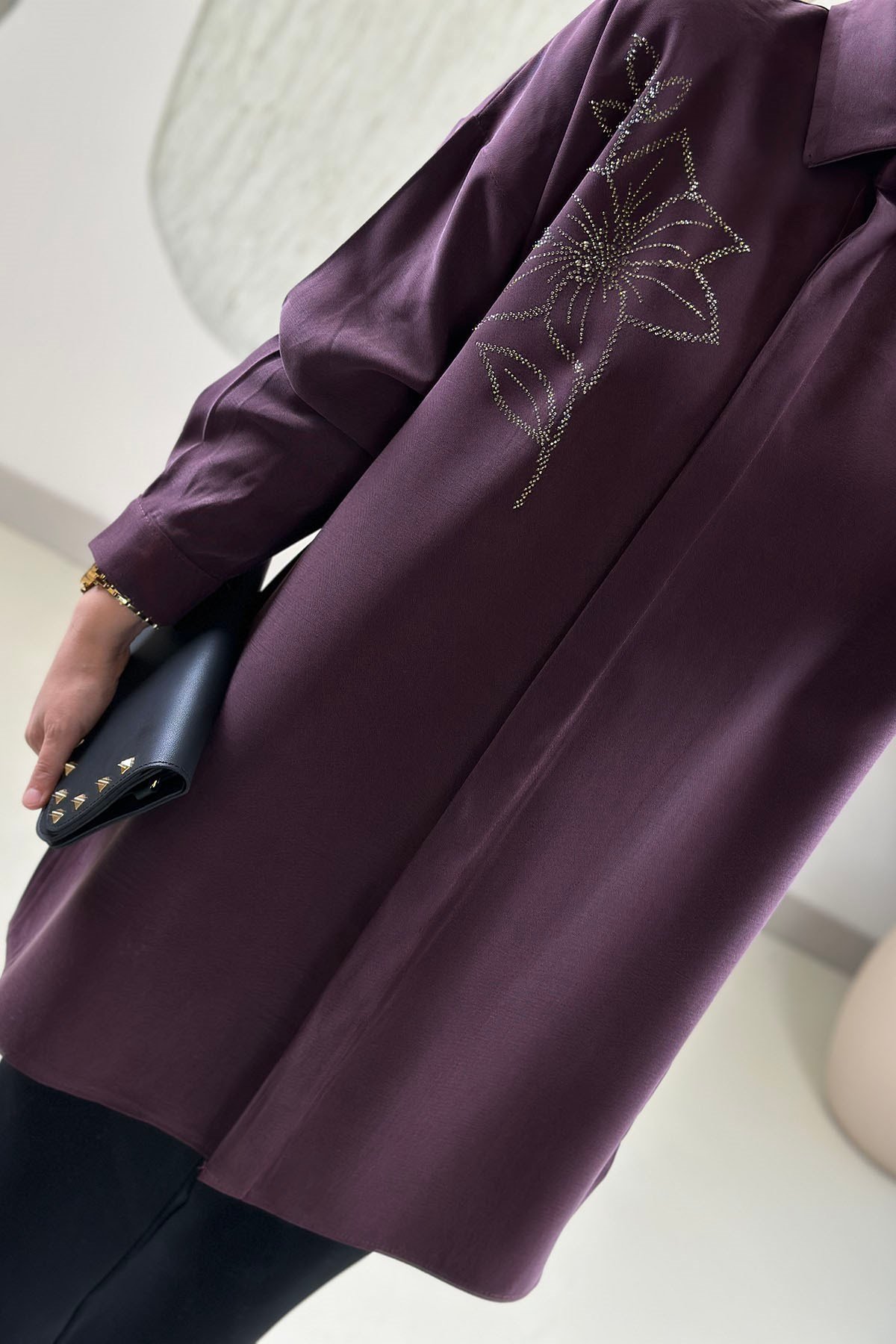 Tesettür Tunik ModelleriModal Tensel Önü Düğmeli Taş Detaylı Kadın Tunik Mürdüm KADO 268200