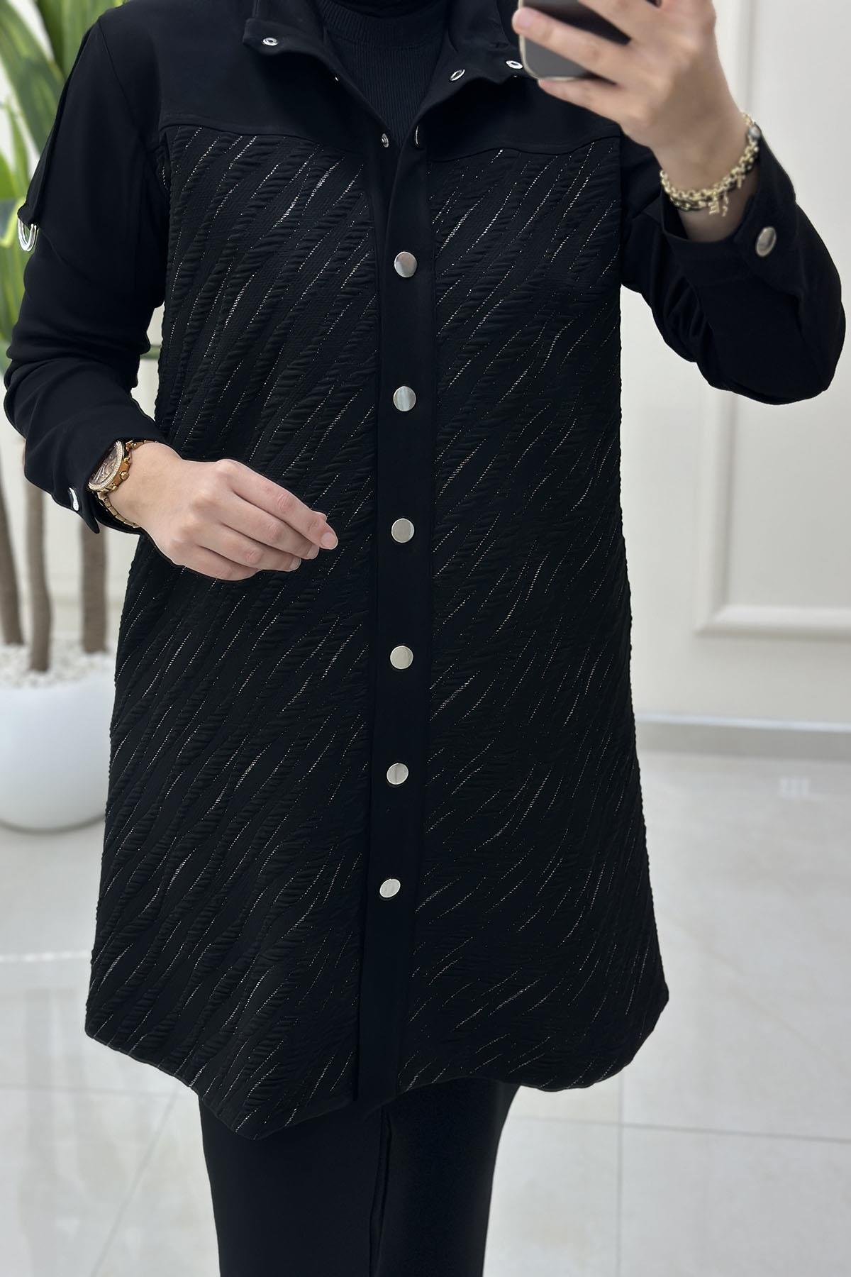 Tesettür Tunik ModelleriÖnü Çıtçıtlı Hakim Yaka Kadın Giyçık Tunik Siyah OZN 1139