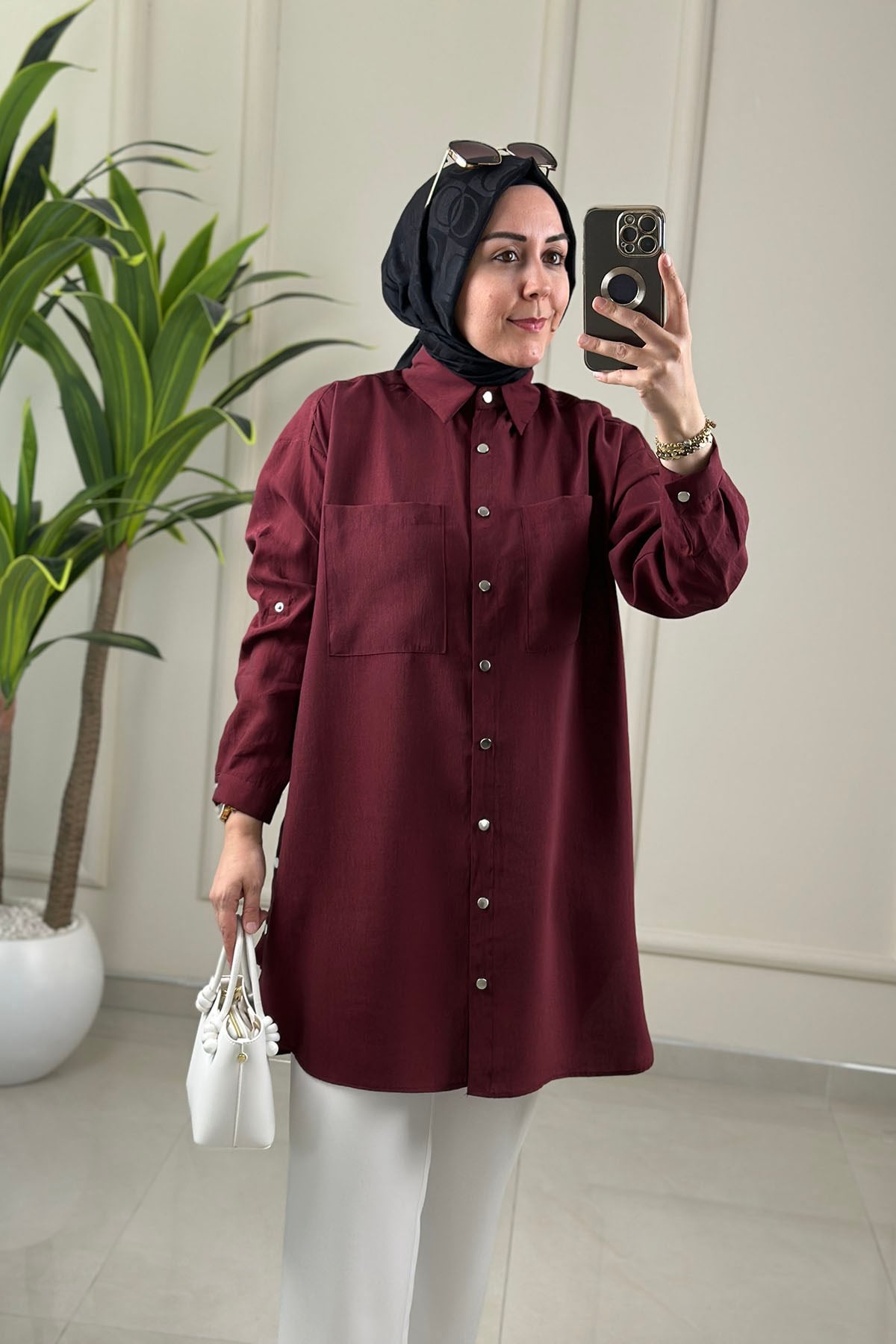 Tesettür Tunik ModelleriÖnü Çıtçıtlı Yanları Patlı Düşük Omuz Kadın Tunik Bordo EYL 2086