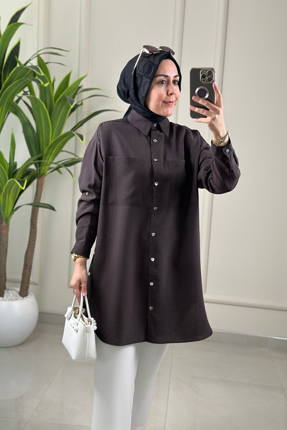 Tesettür Tunik ModelleriÖnü Çıtçıtlı Yanları Patlı Düşük Omuz Kadın Tunik Acı Kahve EYL 2086