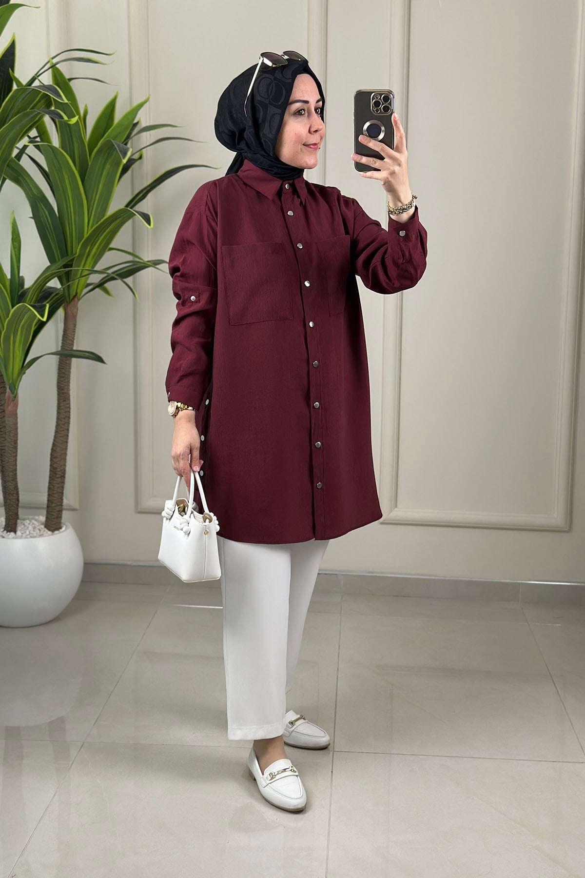 Tesettür Tunik ModelleriÖnü Çıtçıtlı Yanları Patlı Düşük Omuz Kadın Tunik Bordo EYL 2086