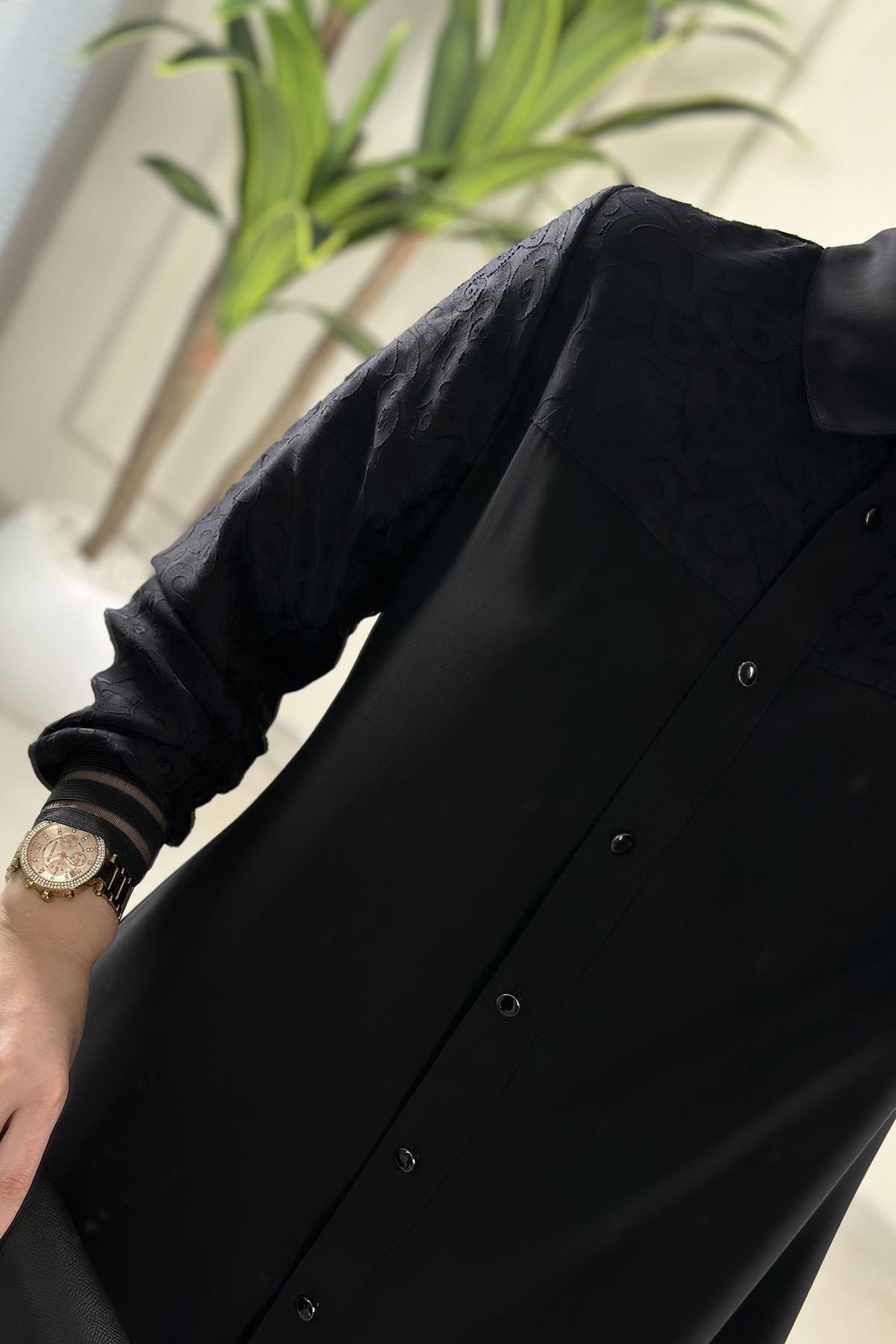 Tesettür Tunik ModelleriÖnü Düğmeli Organze Tül Üzeri Yakma Garnili Kadın Krep Tunik Siyah QTN 2949