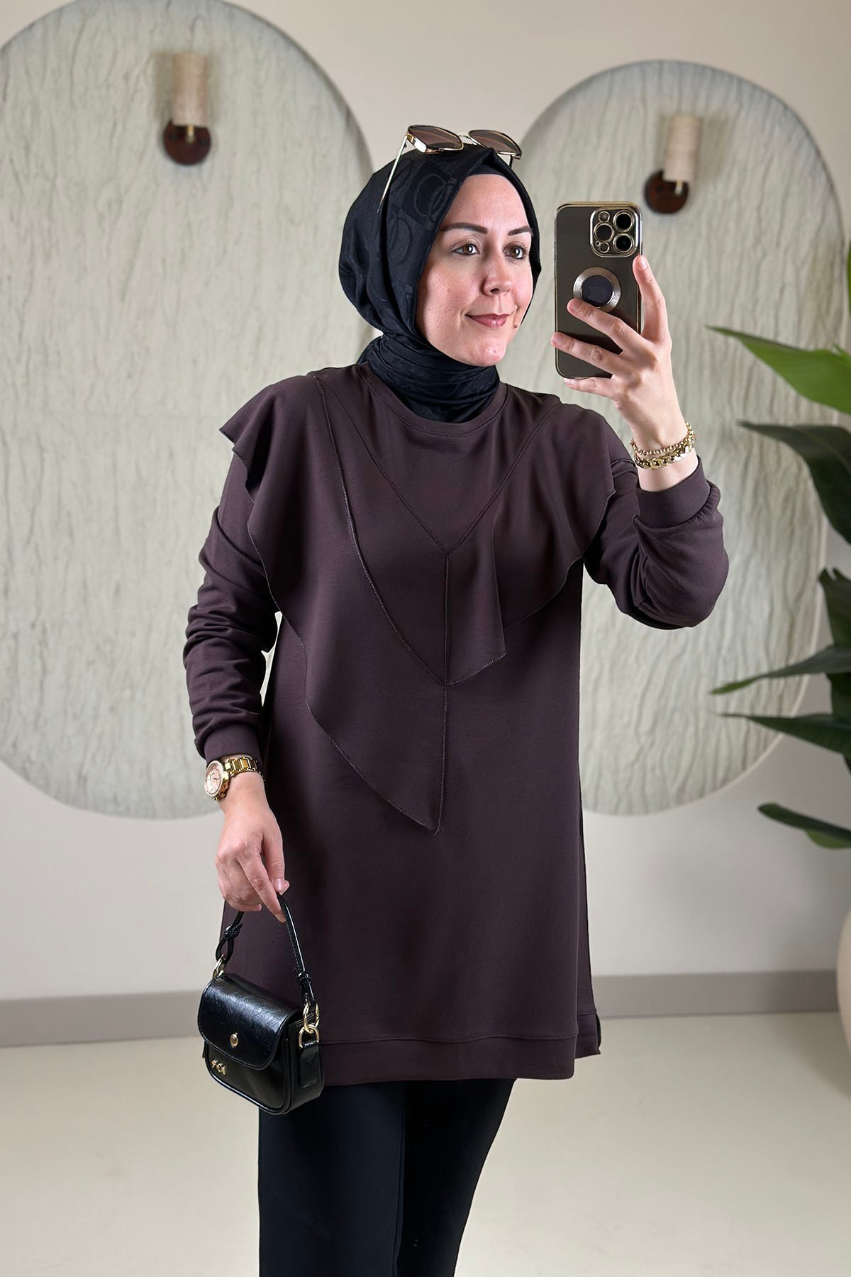 Tesettür Tunik ModelleriÖnü Fırfır Detaylı İnce Oysho Kadın Tunik Kahverengi KADO 268504 