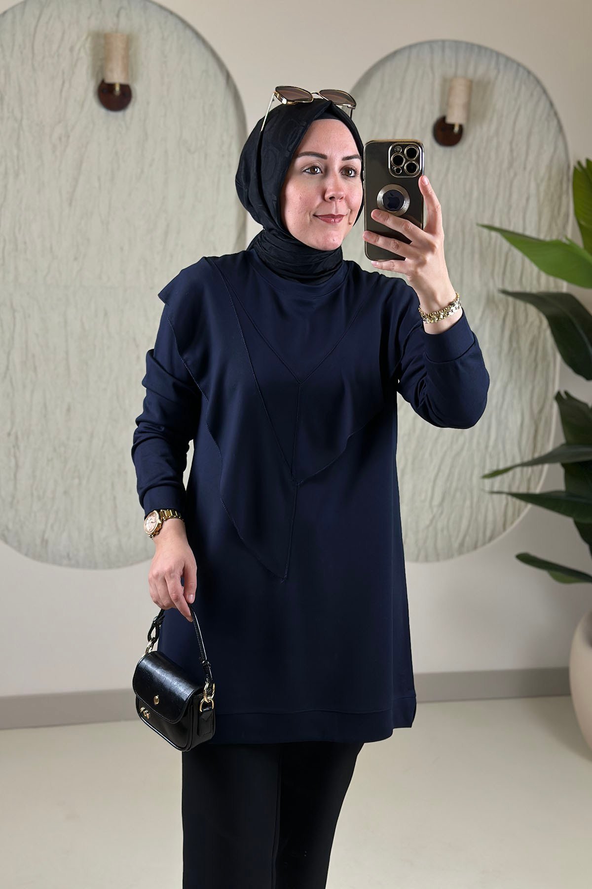 Tesettür Tunik ModelleriÖnü Fırfır Detaylı İnce Oysho Kadın Tunik Lacivert KADO 268504 