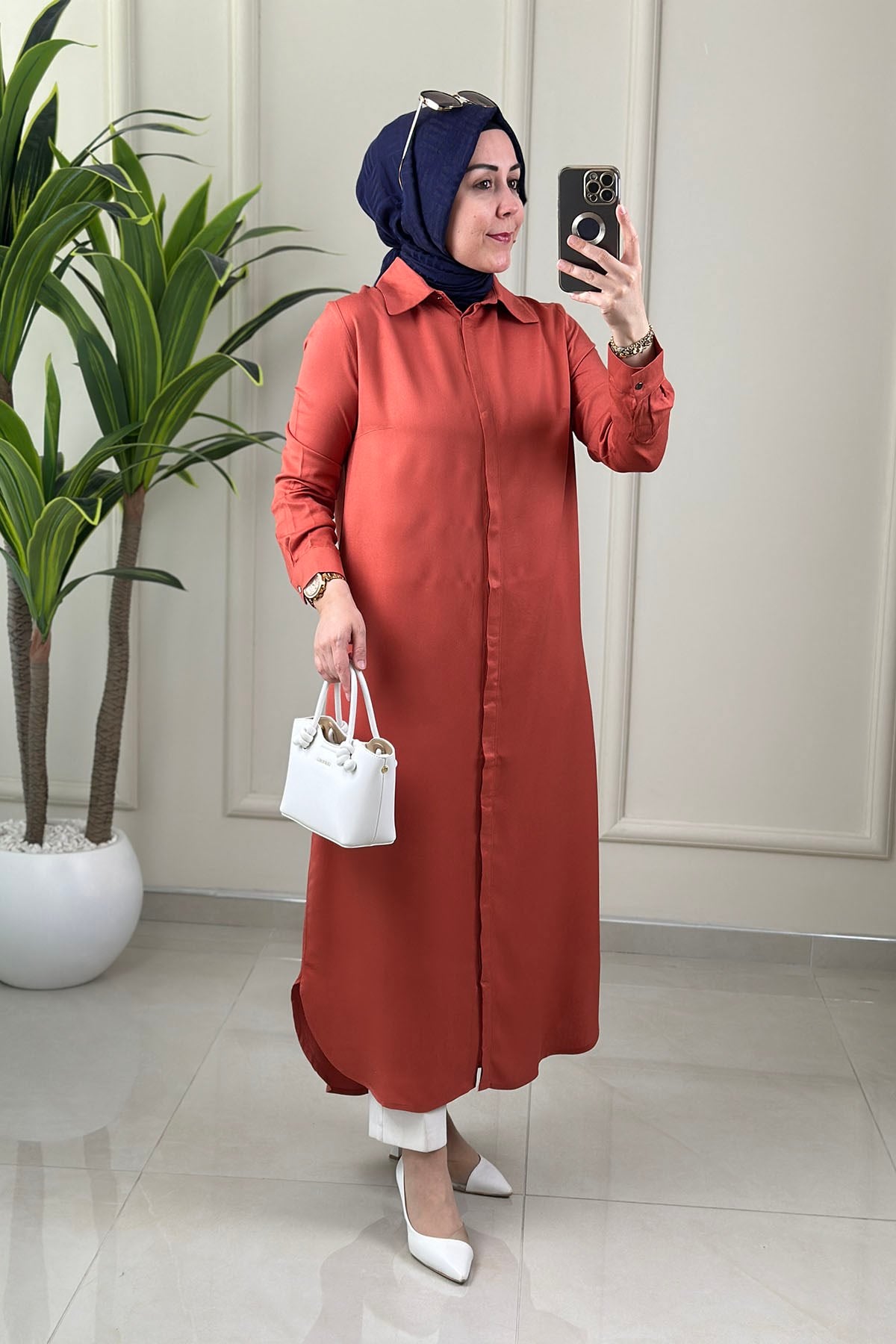 Tesettür Tunik ModelleriÖnü Gizli Düğmeli Uzun Basic Kadın Tunik Kiremit ALDY 53007