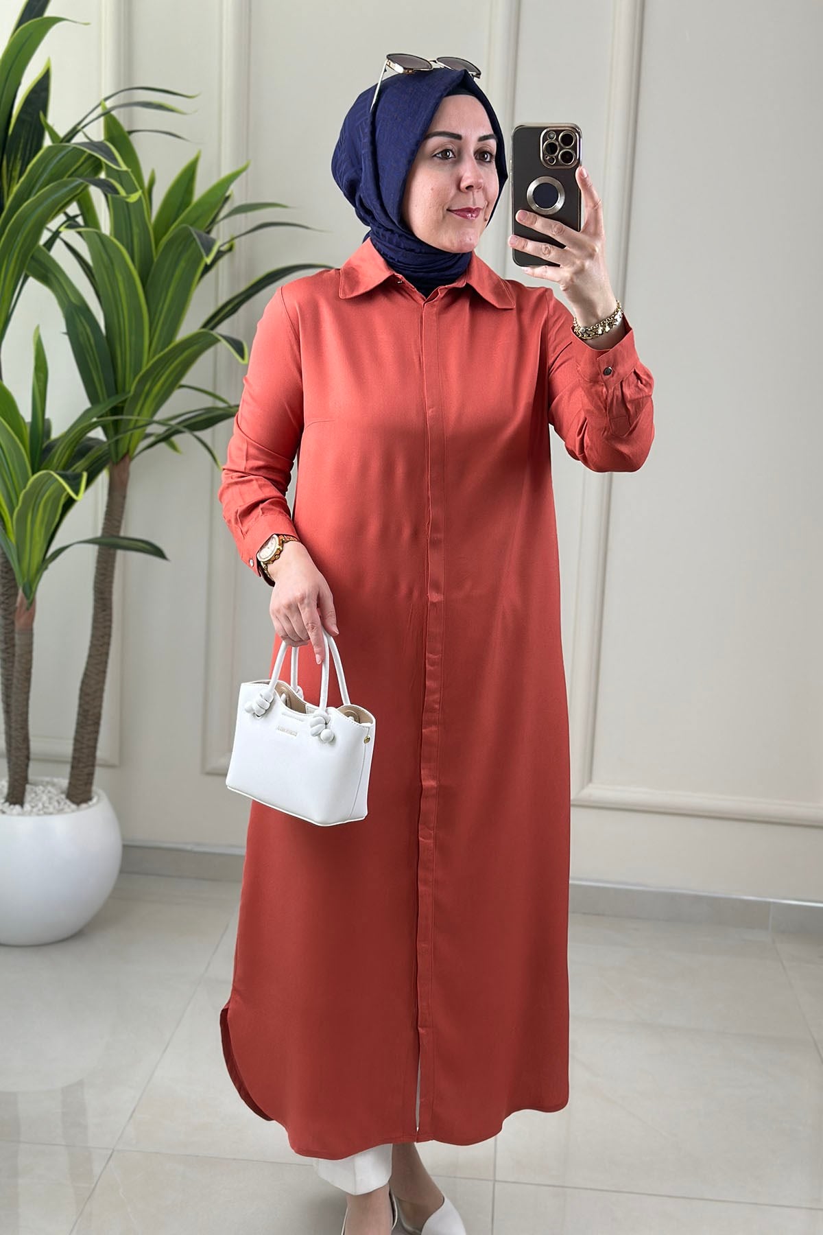 Tesettür Tunik ModelleriÖnü Gizli Düğmeli Uzun Basic Kadın Tunik Kiremit ALDY 53007