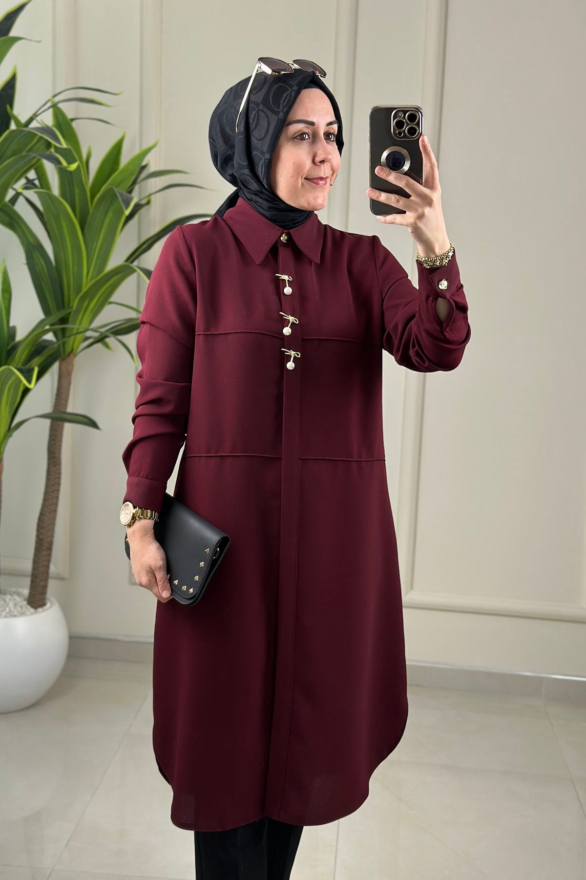 Tesettür Tunik ModelleriÖnü Gizli Düğmeli Broş Detaylı Kadın Tunik Bordo MLH 2618
