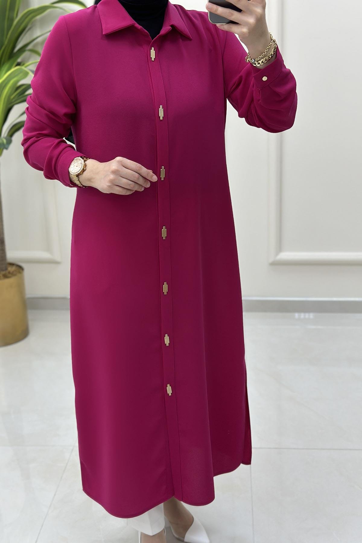 Tesettür Tunik ModelleriÖnü Gold Aksesuarlı Çıtçıtlı Uzun Kadın Tunik Fuşya HYA 1532