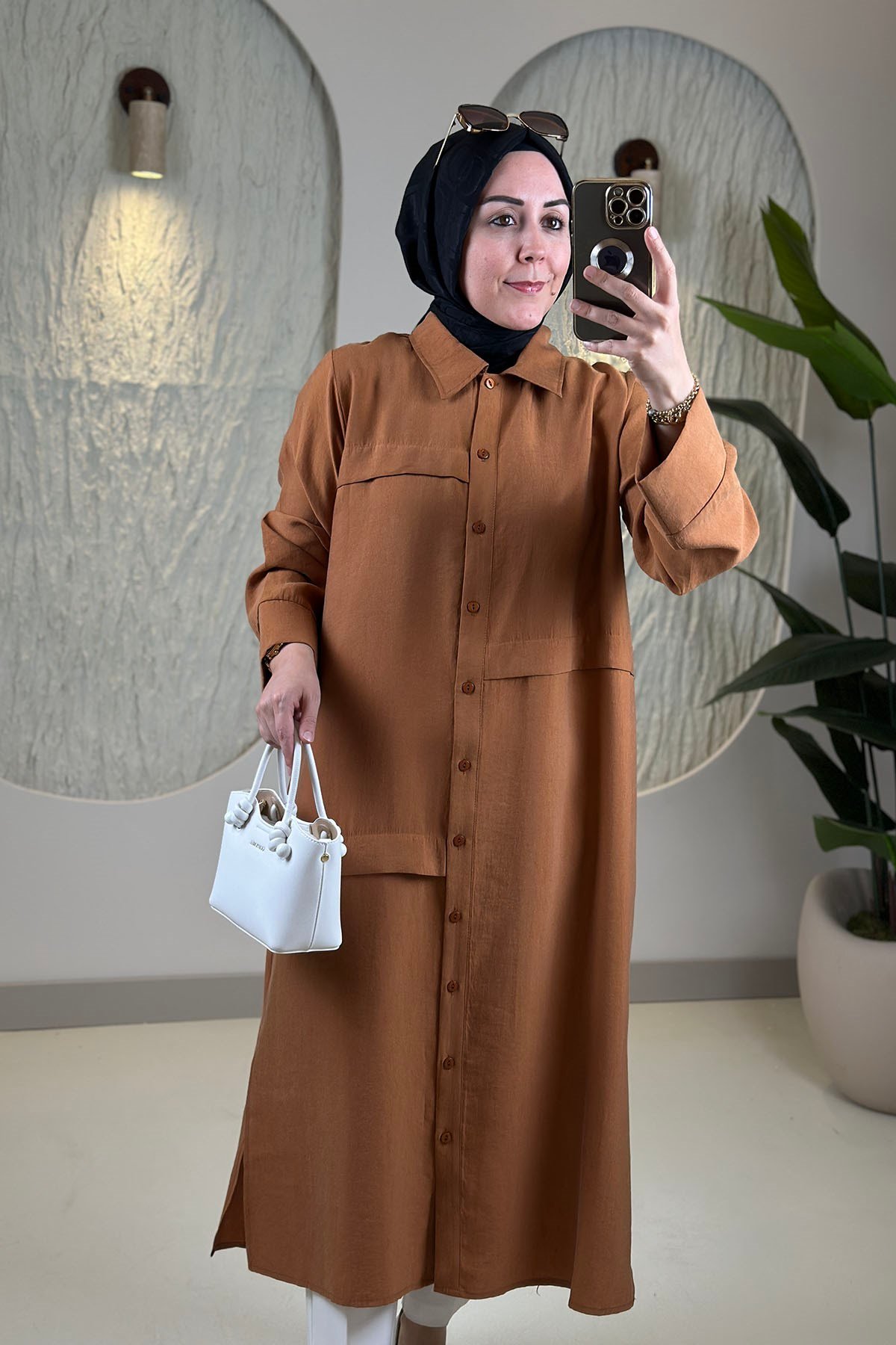 Tesettür Tunik ModelleriÖnü Şerit Allerli Düğmeli Uzun Kadın Tunik Kiremit EYL 2211