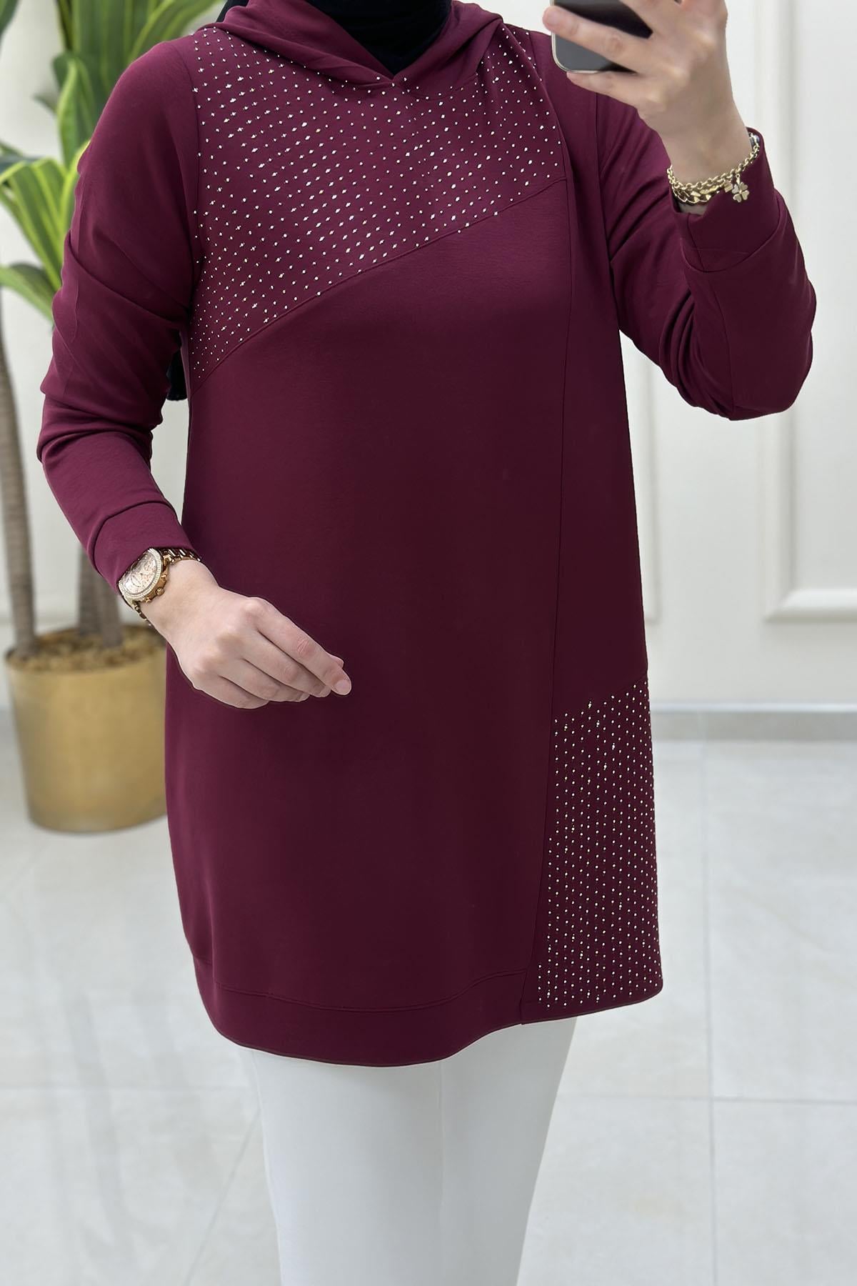 Tesettür Tunik ModelleriÖnü Taş Detaylı Kapüşonlu Kadın Tunik Açık Bordo KADO 251072