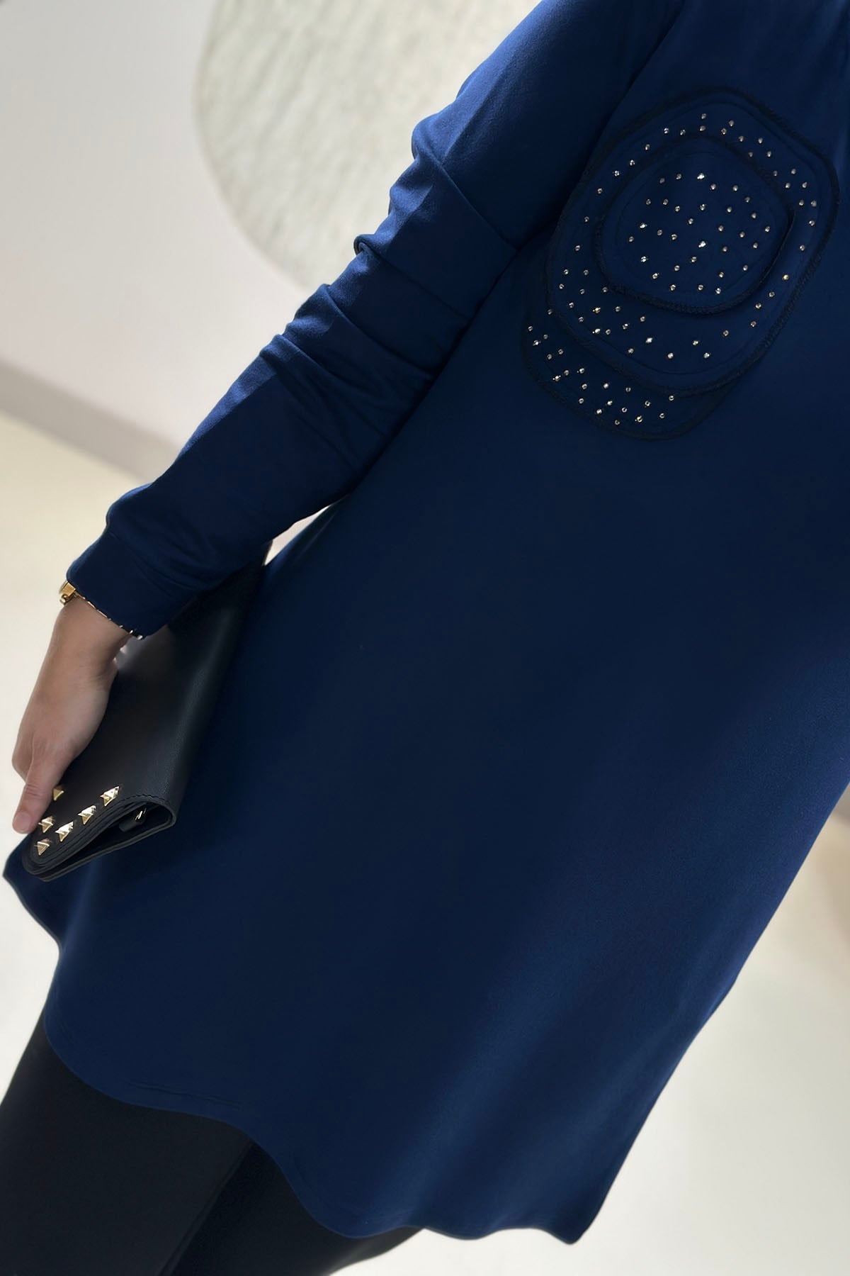 Tesettür Tunik ModelleriÖnü Taş Detaylı Basic Kadın Tunik Lacivert KADO 268188
