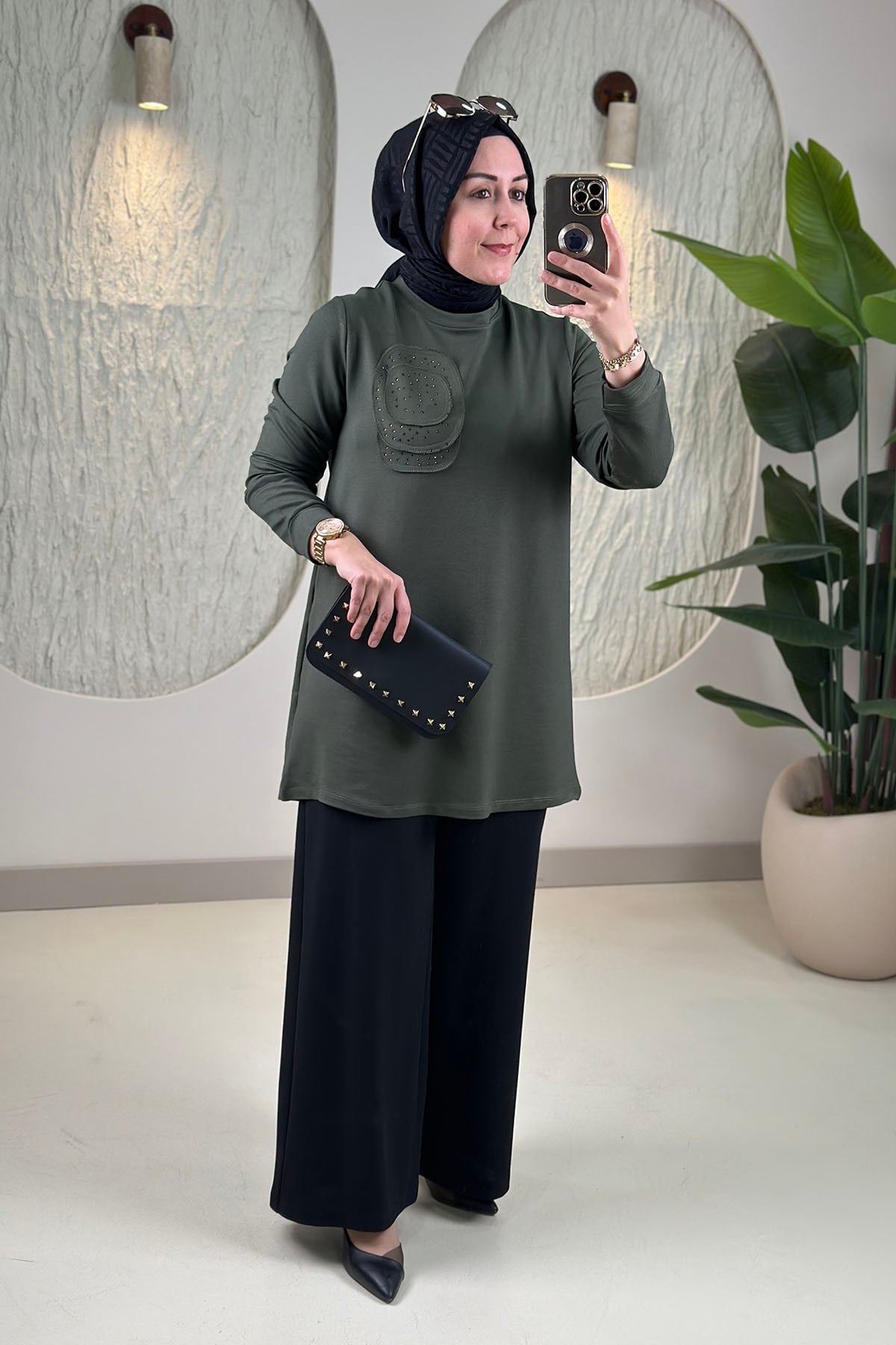 Tesettür Tunik ModelleriÖnü Taş Detaylı Basic Kadın Tunik Haki KADO 268188