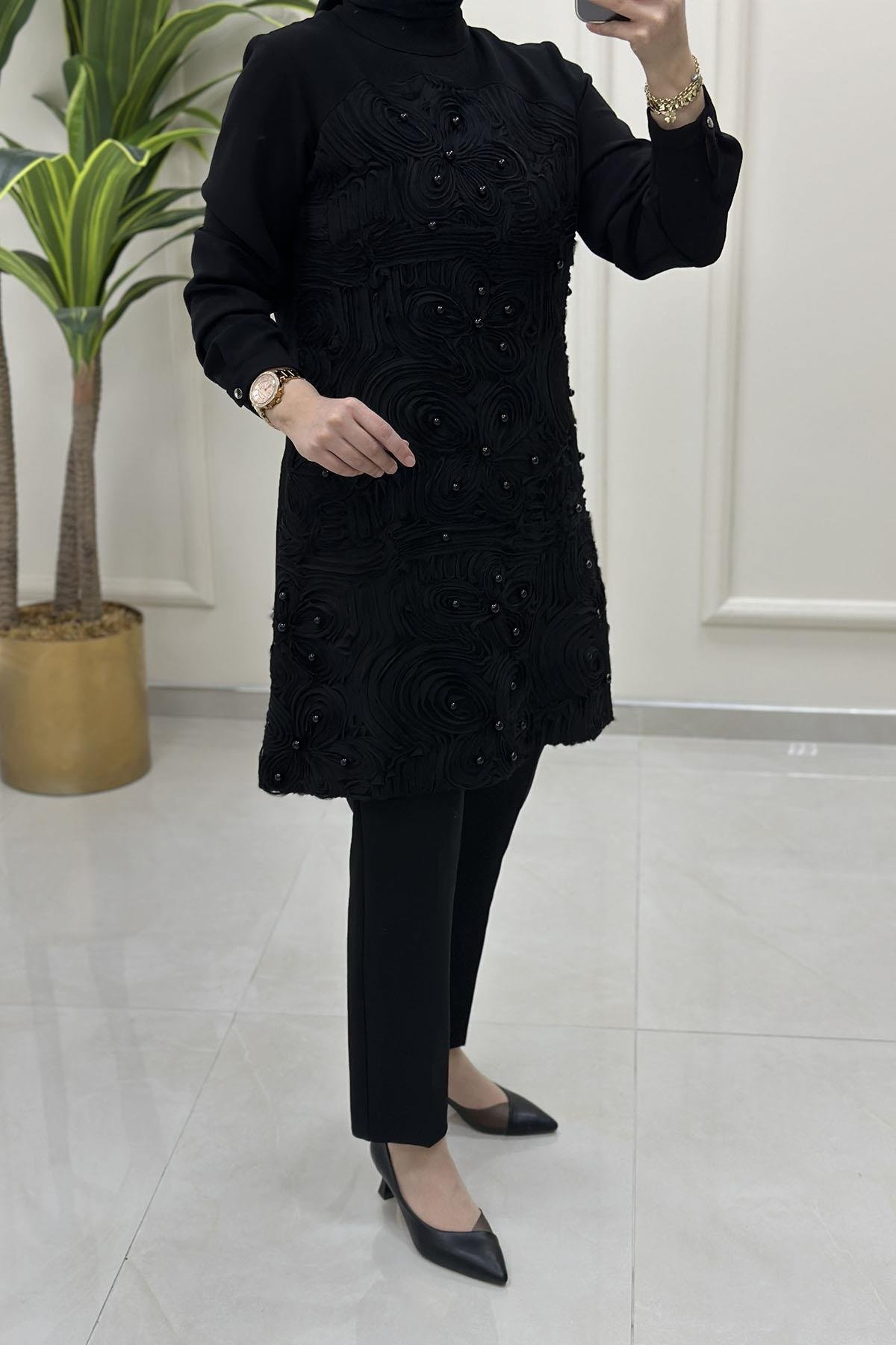 Tesettür Tunik ModelleriÖnü Tül İşleme ve İnci Detaylı Kadın Tunik Siyah HYA 1558