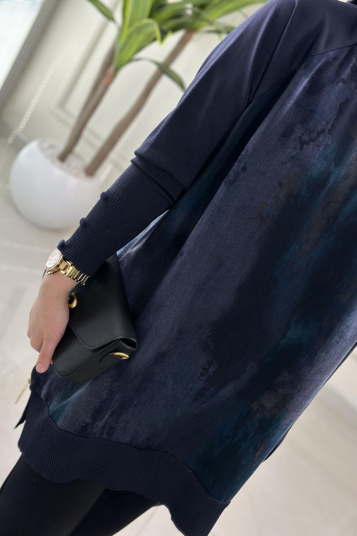 Tesettür Tunik ModelleriÖnü ve Arkası Qupra Reglan Kol Merserize Detaylı Fermuarlı Kadın Tunik Lacivert KADO 2725149