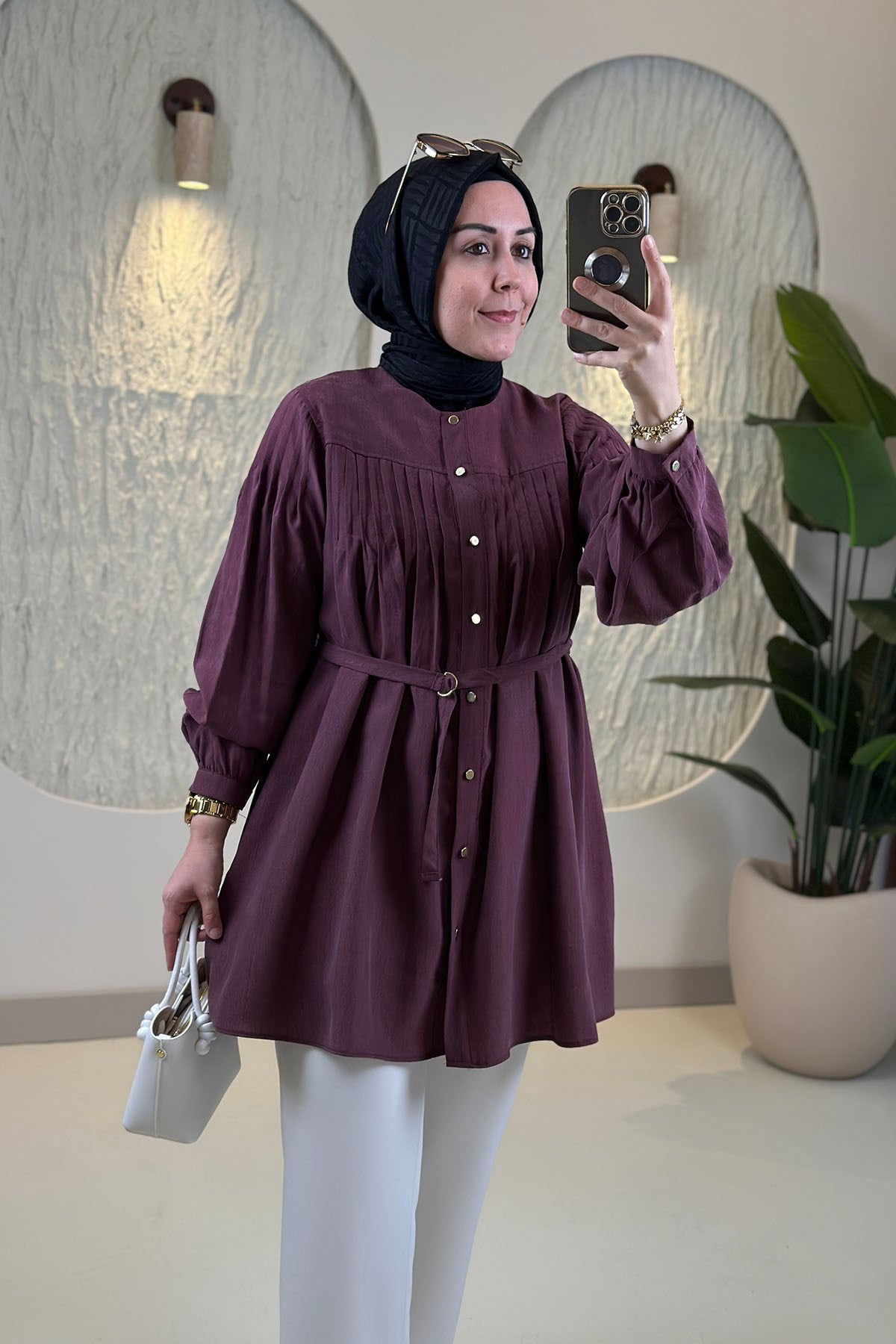 Tesettür Tunik ModelleriÖnü ve Arkası Nervürlü Beli Kemerli Kadın Tunik Mürdüm EYL 2124