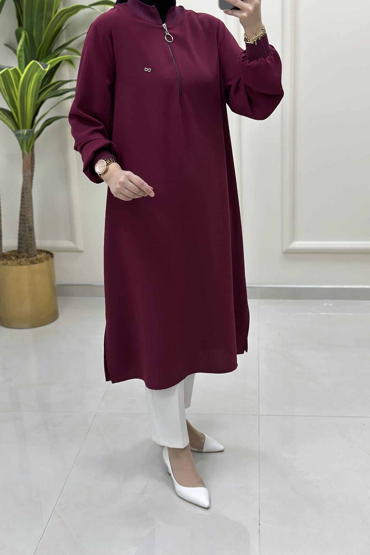 Tesettür Tunik ModelleriÖnü Yarım Fermuarlı Ribana Detaylı Kadın Tunik Açık Bordo KADO 251491
