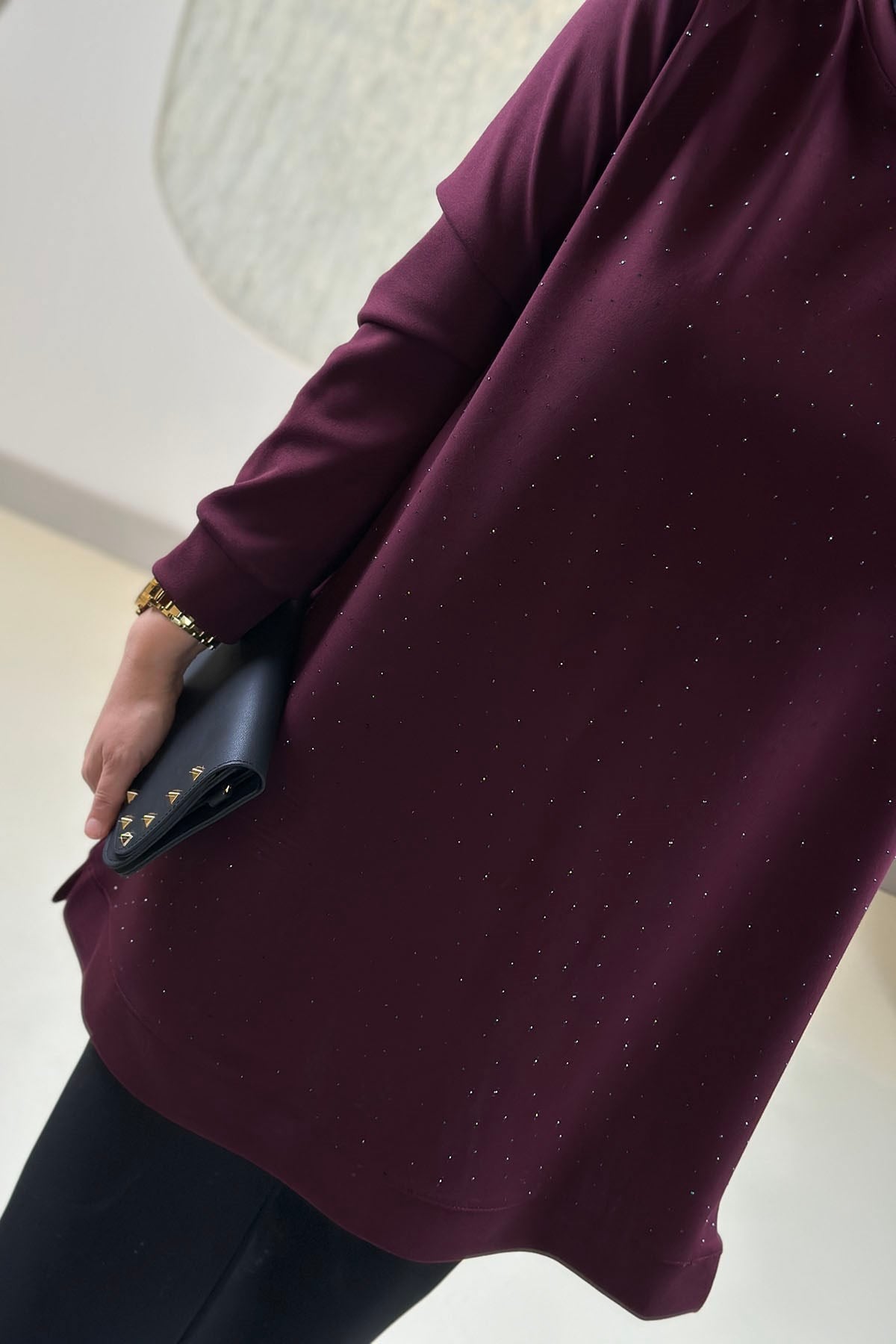 Tesettür Tunik ModelleriOysho Önü Serpme Taş Detaylı Kadın Tunik Mürdüm KADO 268496