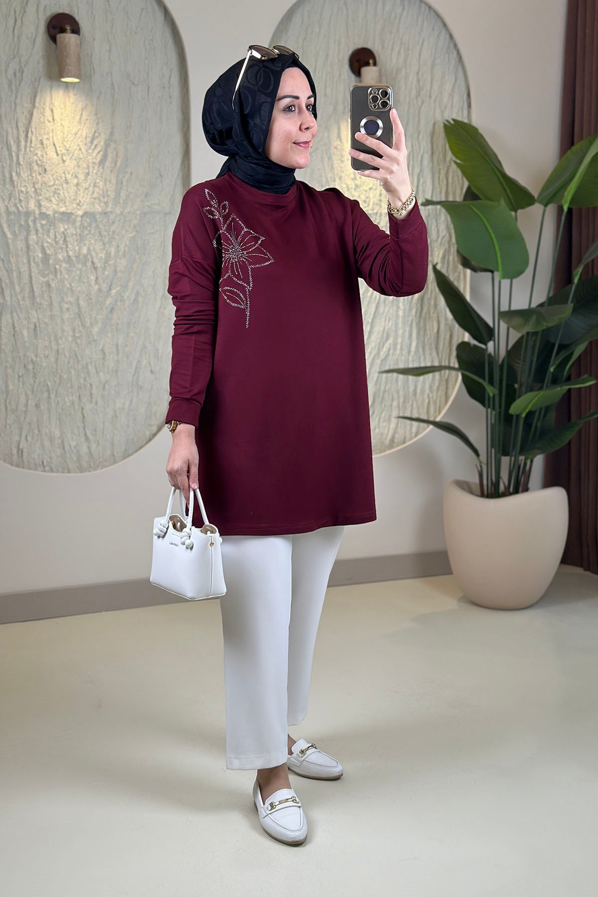 Tesettür Tunik ModelleriOysho Taş Detaylı Düşük Omuz Kadın Tunik Bordo  KADO 268198