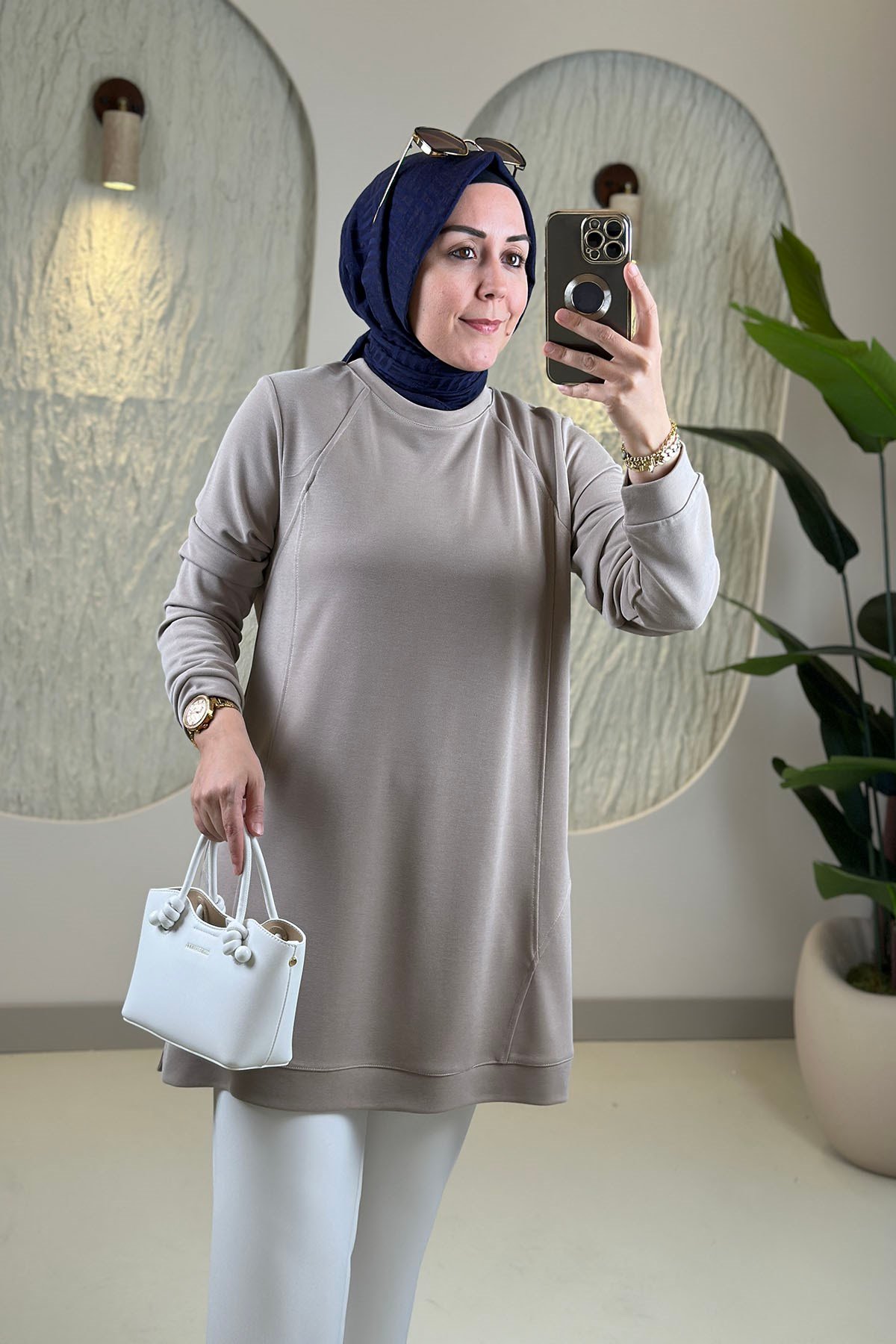 Tesettür Tunik ModelleriPike Kumaş Biye Detaylı Basic Kadın Tunik Açık Vizon KADO 268528