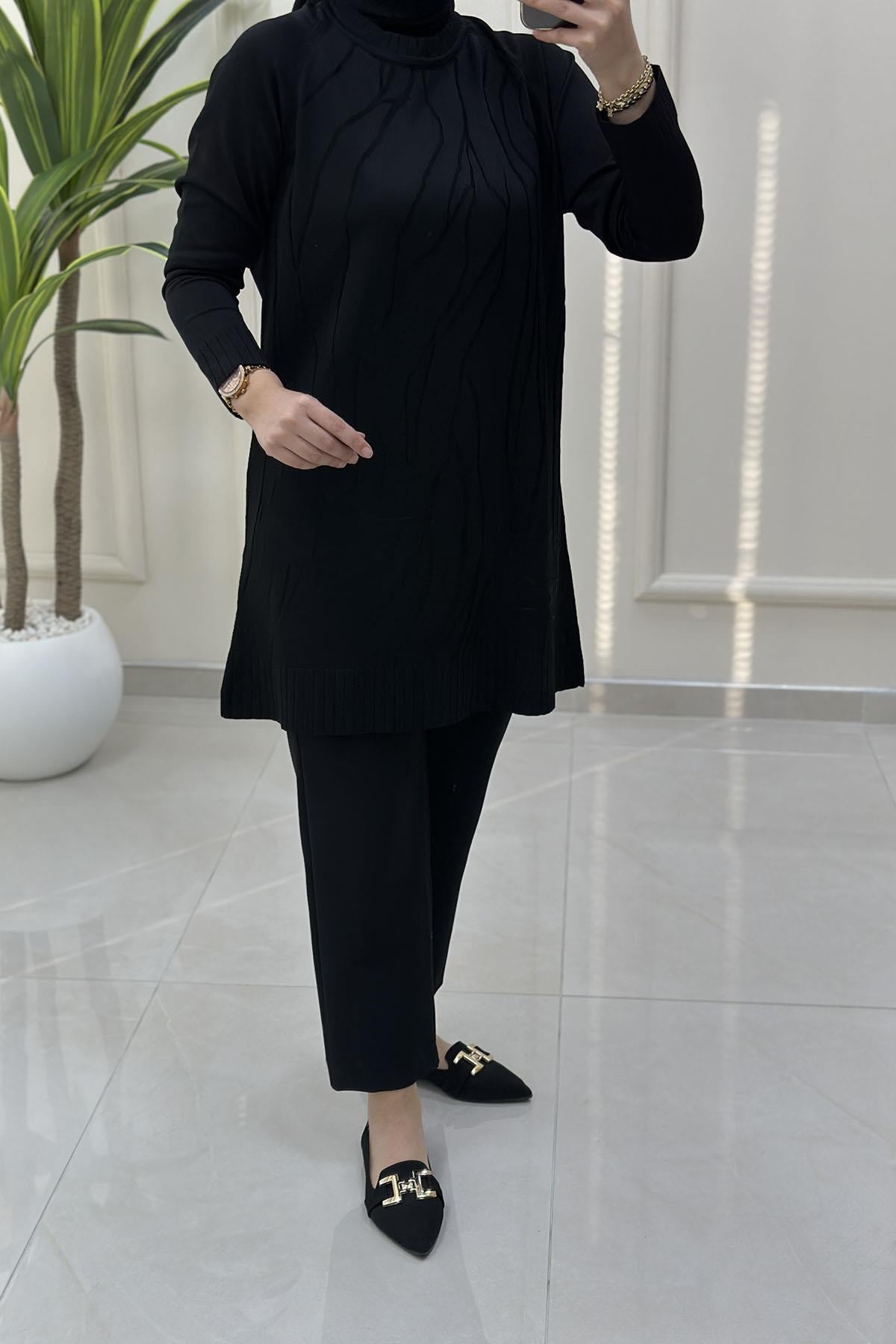 Tesettür Tunik ModelleriReglan Kol Kendinden Desenli Kadın Triko Tunik Siyah KADO 2725103
