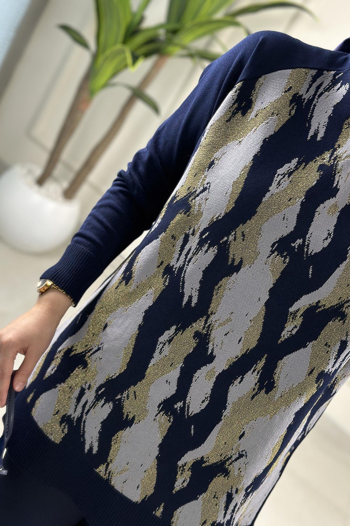 Tesettür Tunik ModelleriReglan Kol Önü Desenli Kadın Triko Tunik Lacivert SRY 6106