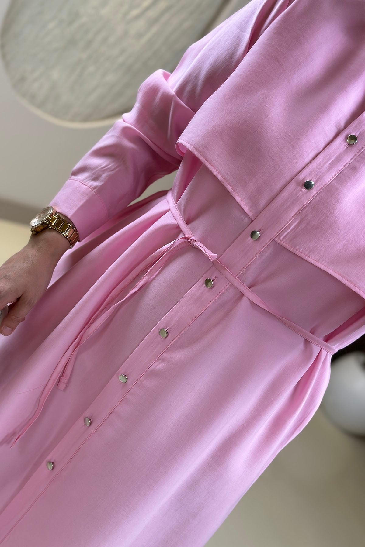 Tesettür Tunik ModelleriTensel Önü Düğmeli Allerli Kadın Tunik Pembe EYL 2212