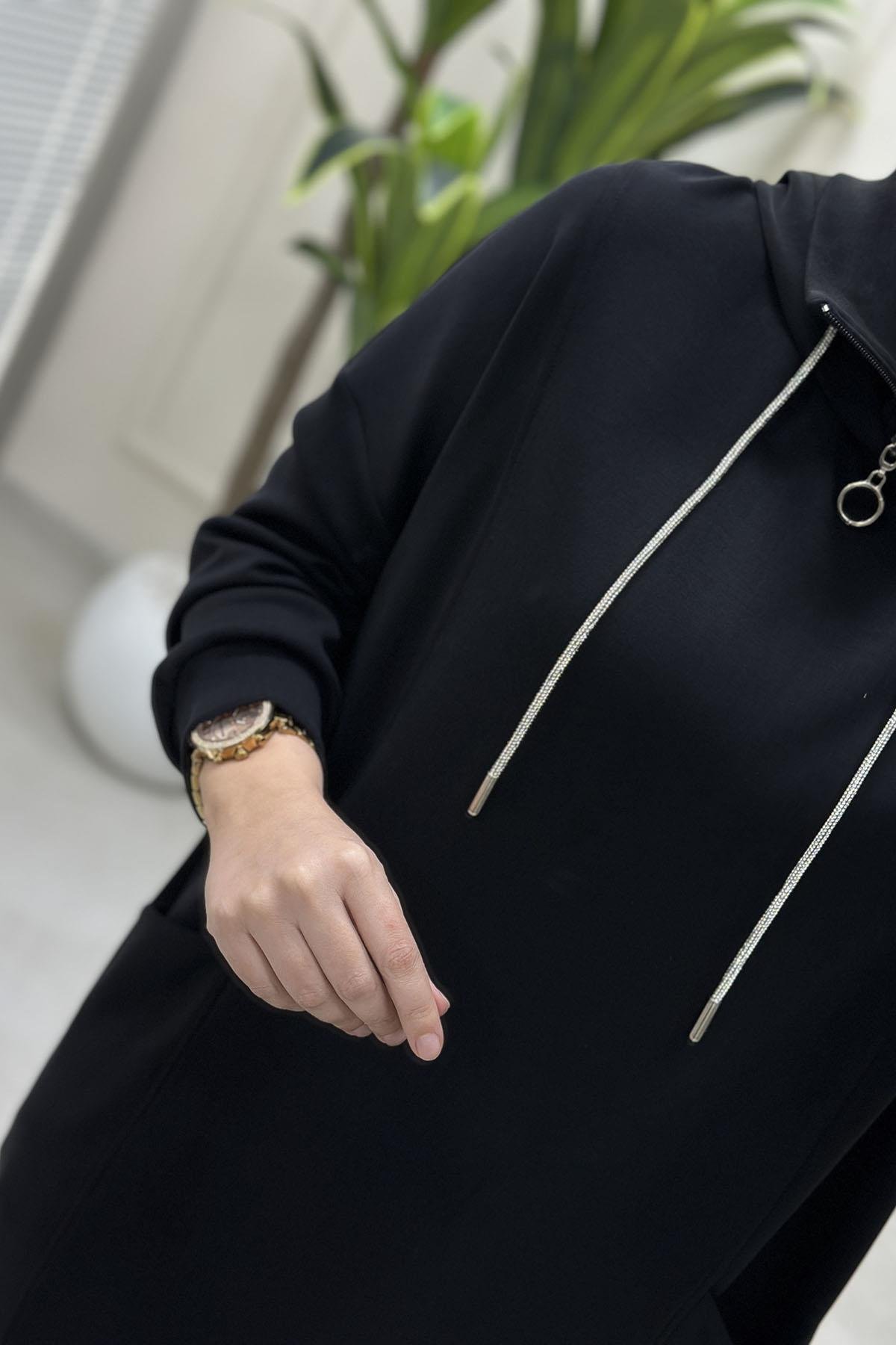 Tesettür Tunik ModelleriYaka Fermuarlı Taş İpli Önü Cepli Oysho Kadın Tunik Siyah MSE 3069