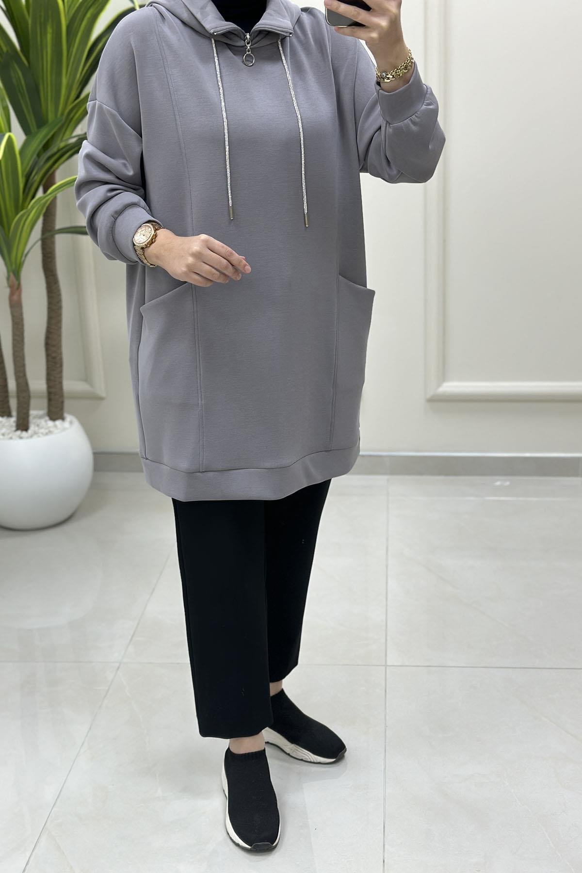 Tesettür Tunik ModelleriYaka Fermuarlı Taş İpli Önü Cepli Oysho Kadın Tunik Gri MSE 3069