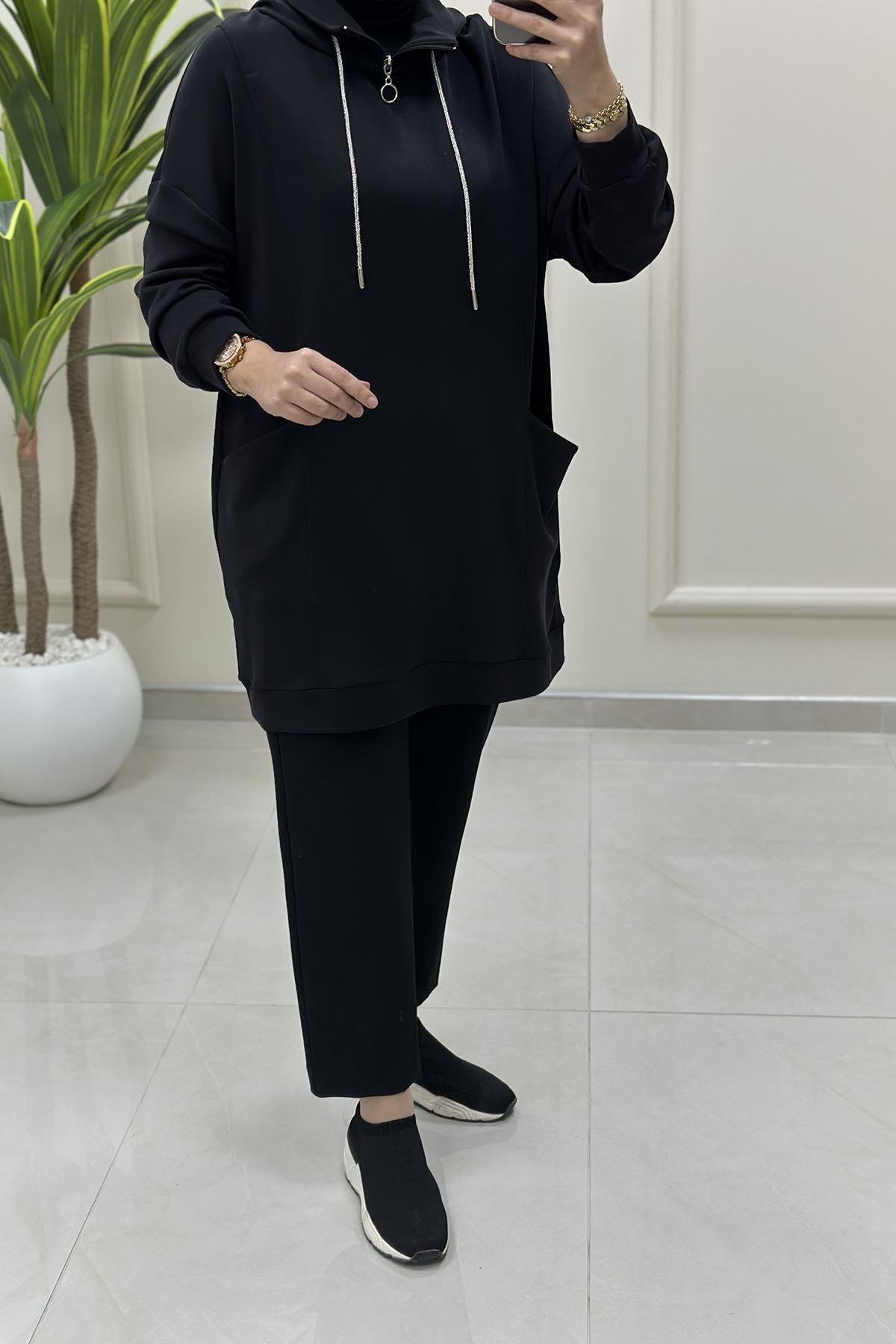 Tesettür Tunik ModelleriYaka Fermuarlı Taş İpli Önü Cepli Oysho Kadın Tunik Siyah MSE 3069