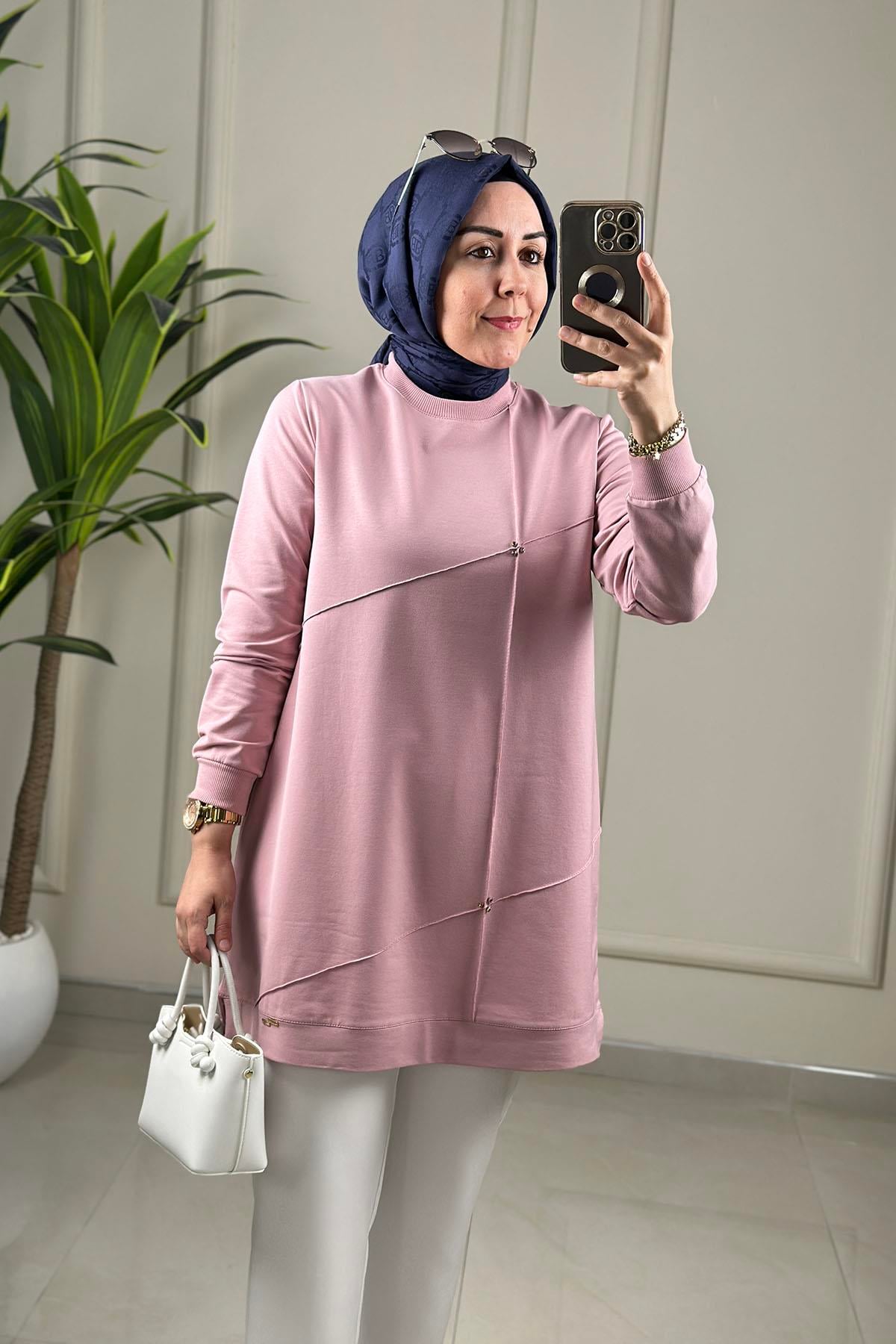 Tesettür Tunik ModelleriYaka ve Kol Ribanalı Önü Nervürlü Kadın Tunik Pembe KADO 262106