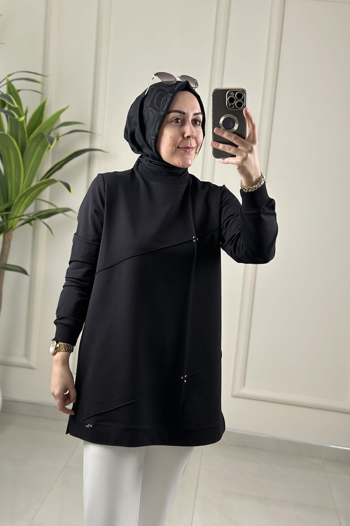 Tesettür Tunik ModelleriYaka ve Kol Ribanalı Önü Nervürlü Kadın Tunik Siyah KADO 262106
