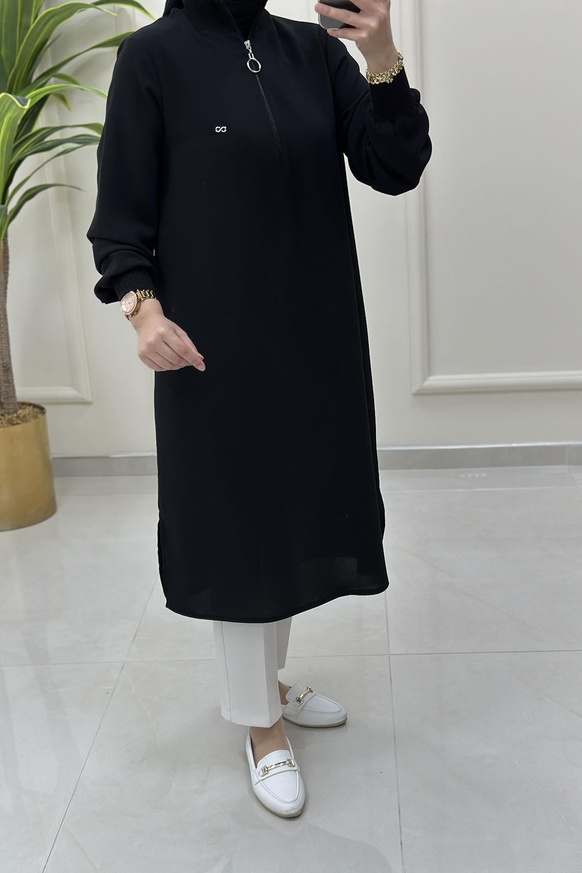 Tesettür Tunik ModelleriYaka ve Kol Ribanalı Yarım Fermuarlı Kadın Tunik Siyah KADO 251591