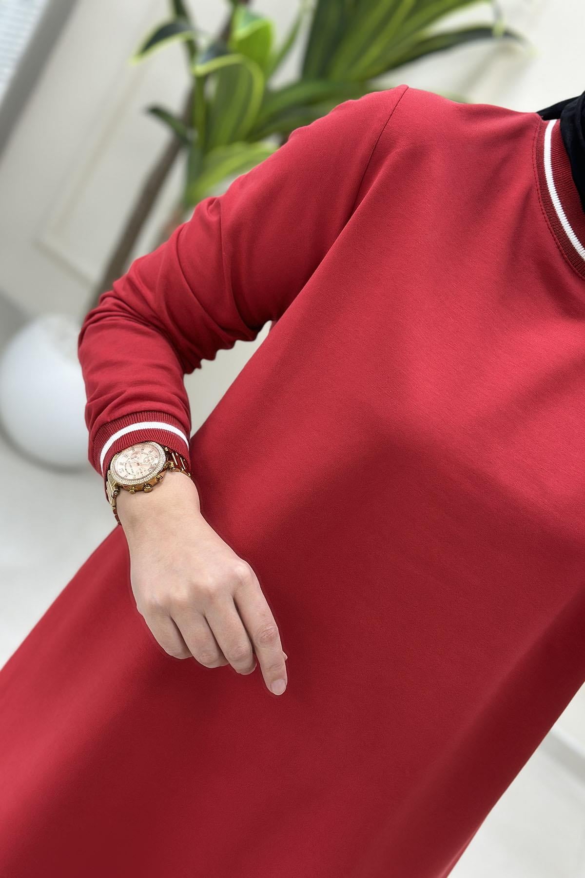 Tesettür Tunik ModelleriYaka ve Kol Ribanalı Basic Kadın Tunik Kırmızı KADO 257580