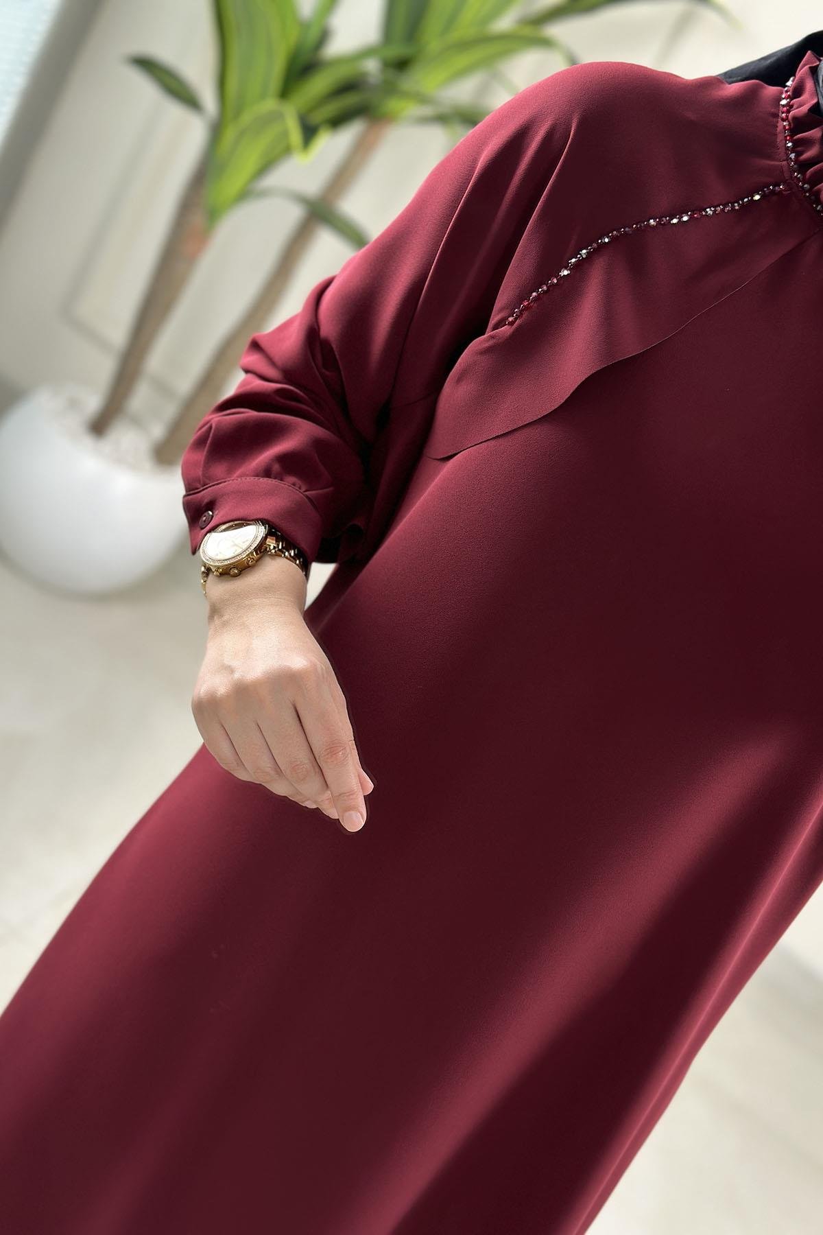 Tesettür Tunik ModelleriYakası Fırfırlı Volan ve Boncuk Detaylı Kadın Krep Tunik Bordo ALS 5190