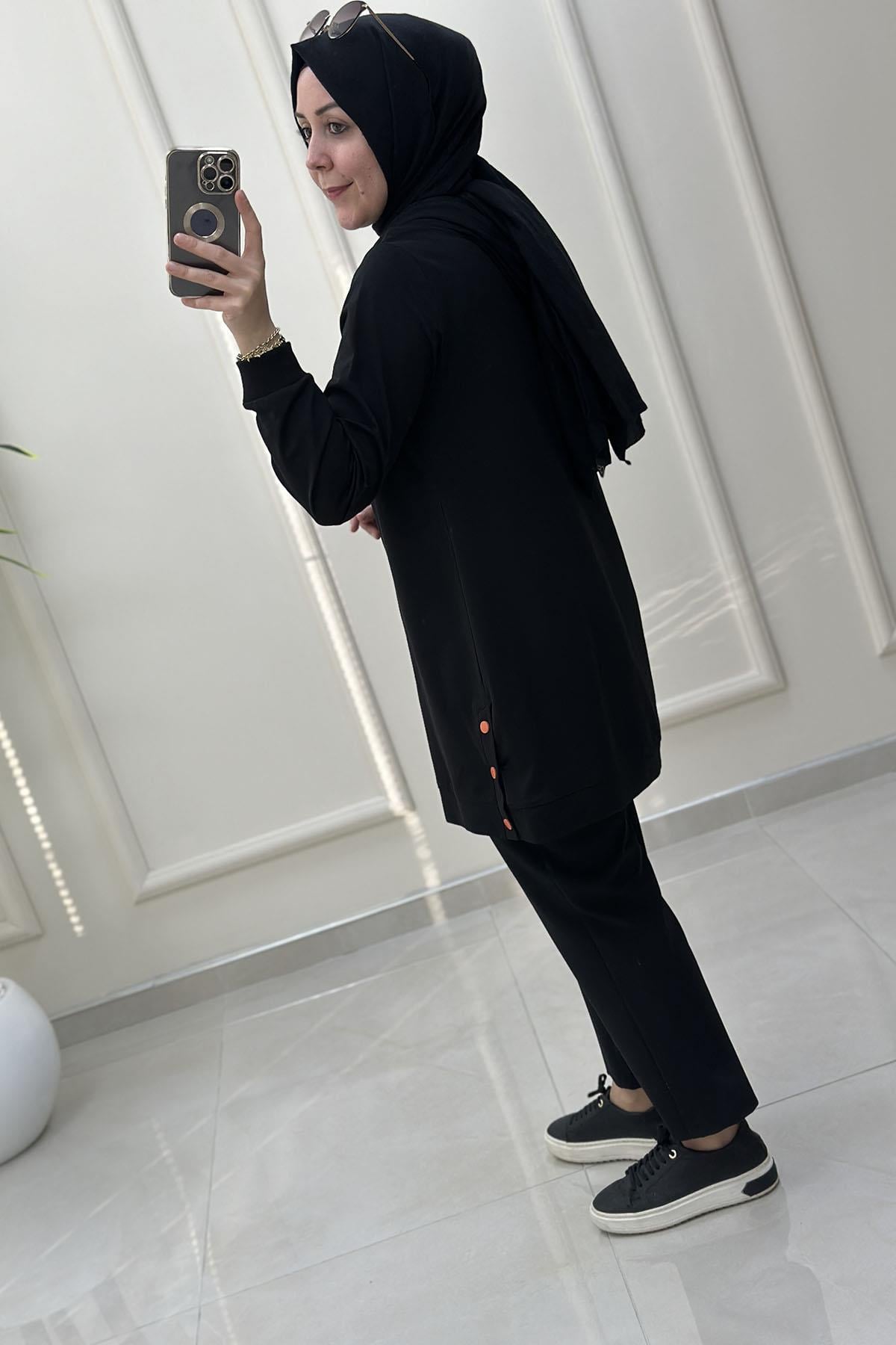 Tesettür Tunik ModelleriYanı Çıtçıtlı Kol Ribanalı Kapüşonlu Kadın Tunik Siyah KADO 8064