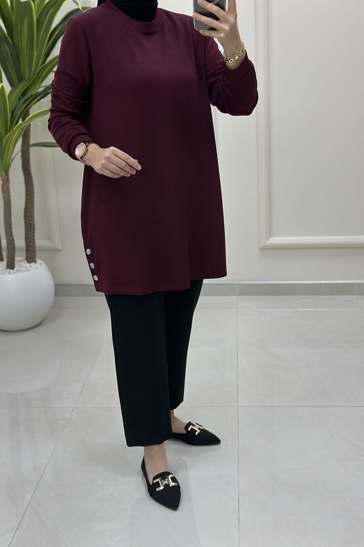 Tesettür Tunik ModelleriYanı Yırtmaç Çıtçıt Detaylı Fitilli Kadın Tunik Bordo KADO 257304