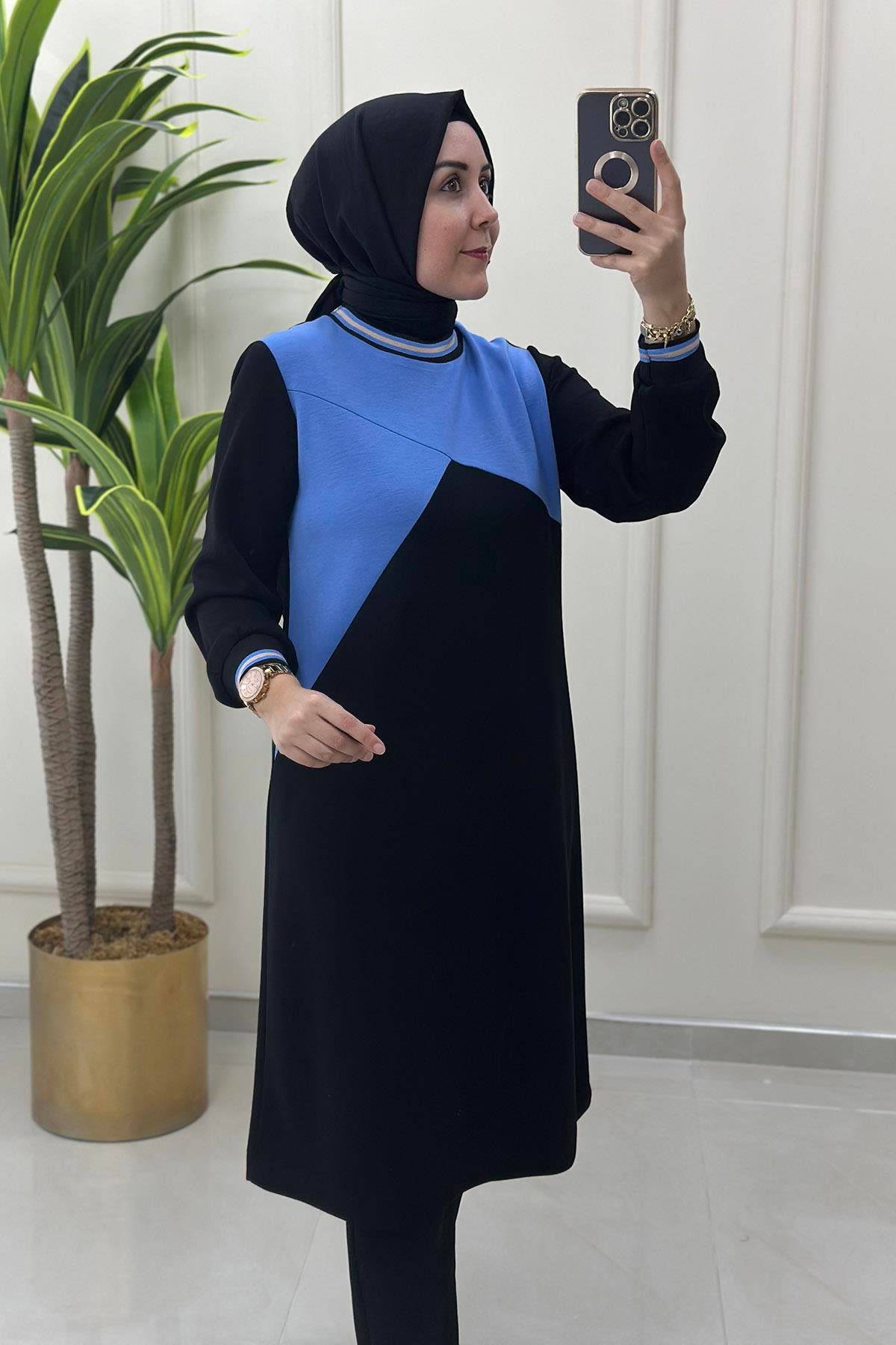 Tesettür Tunik Yakası ve Kolu Ribanalı Renk Garnili Kadın Tunik Mavi ALS 4789