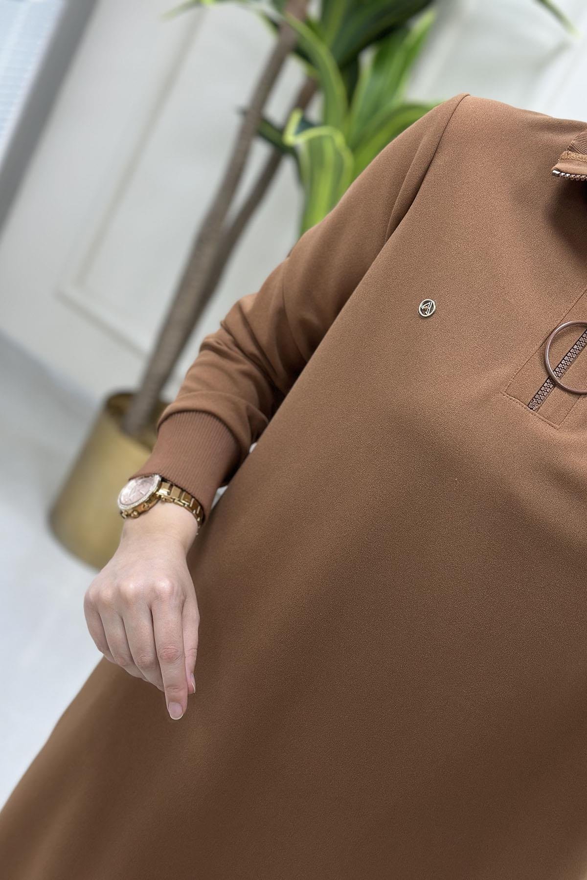 Tesettür TunikArmine Trend Yakası ve Kolu Ribanalı Kadın Tunik Camel  ARM 436