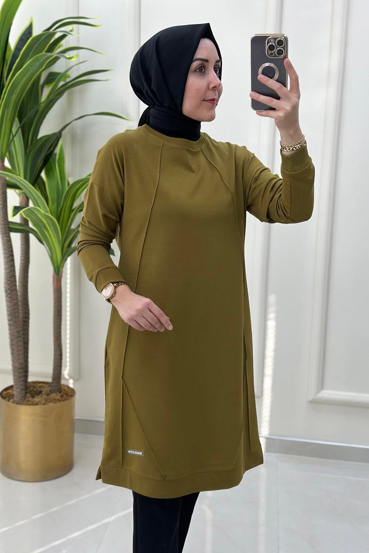 Tesettür TunikDüşük Omuz Önü Nervürlü Ribanalı Kadın Tunik Yağ Yeşili KADO 9236 