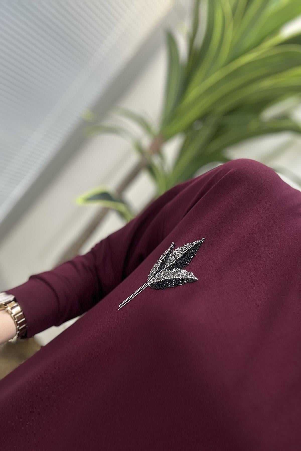 Tesettür TunikDüşük Omuz Taşlı Lale Baskılı Kadın Tunik Bordo KADO 9653