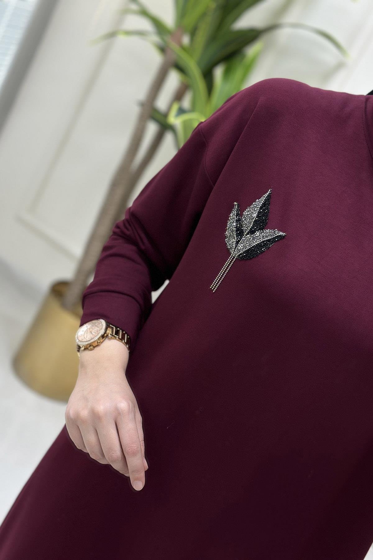 Tesettür TunikDüşük Omuz Taşlı Lale Baskılı Kadın Tunik Bordo KADO 9653