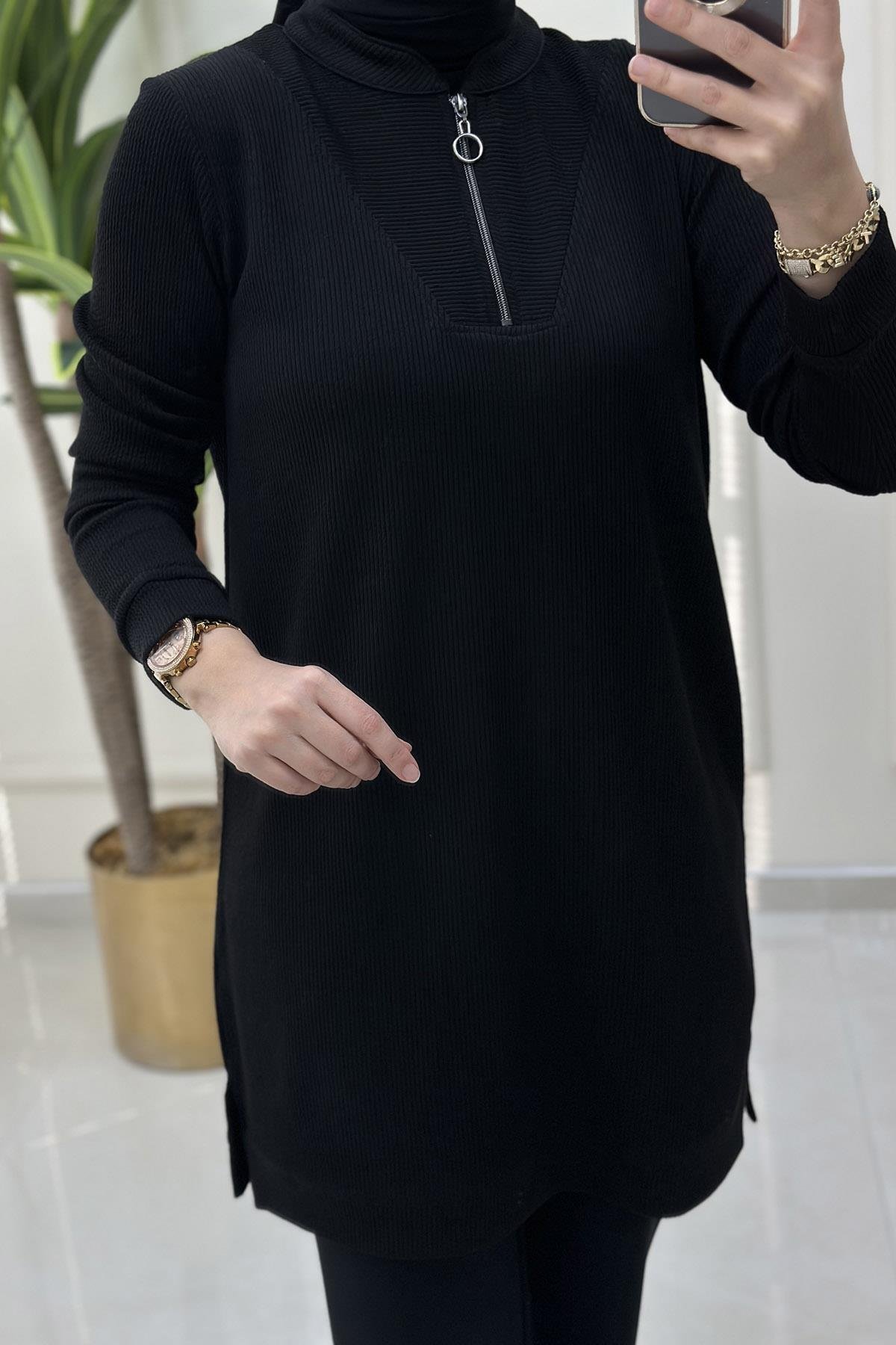 Tesettür TunikHakim Yaka Fermuar Detaylı Fitilli Kadın Örme Tunik Siyah KADO 9690