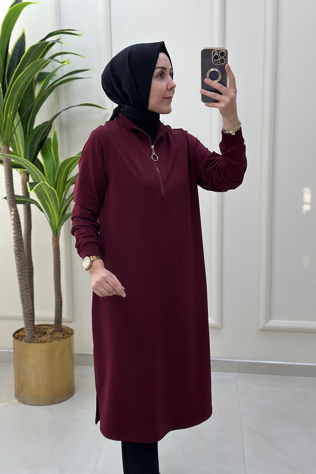 Tesettür TunikKol ve Yaka Ribanalı Önü Yarım Fermuarlı Kadın Tunik Bordo KADO 7568