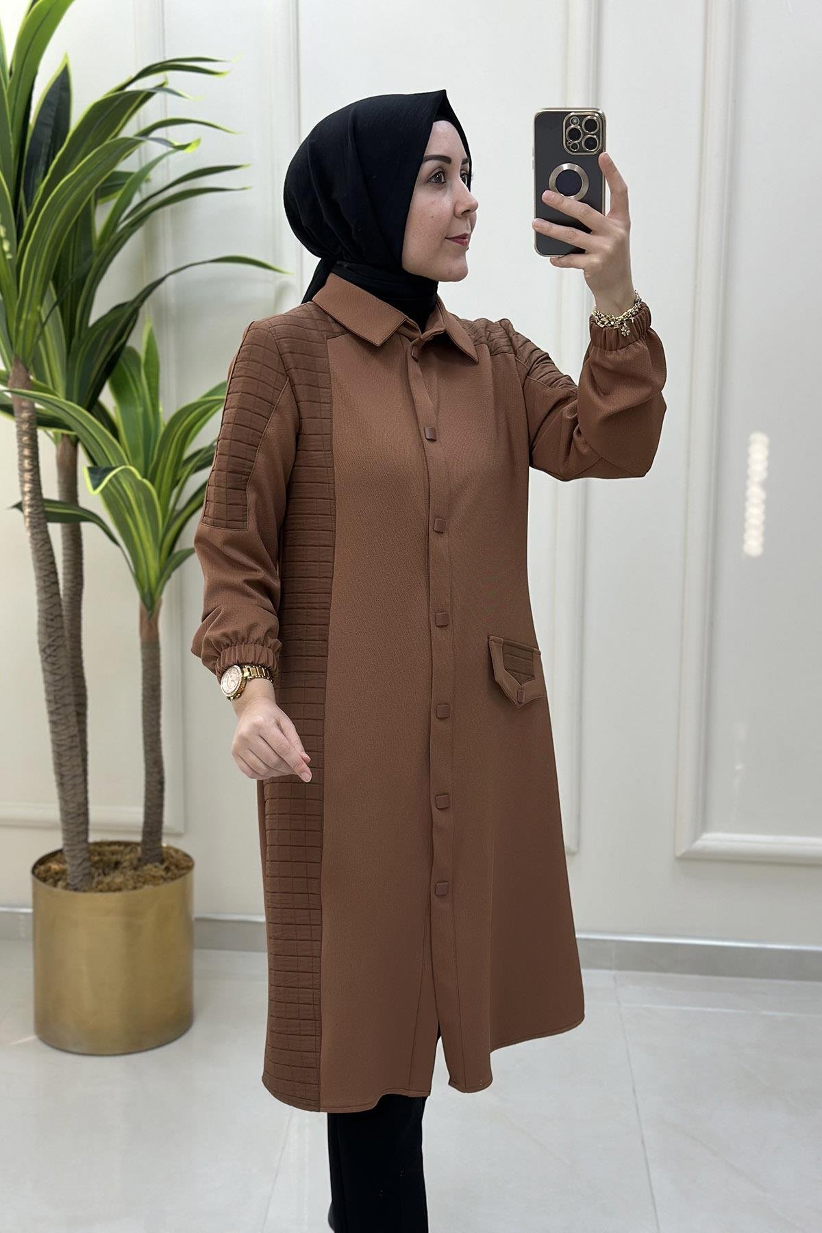 Tesettür TunikÖnü Çıtçıtlı Kapitone Garnili Kadın Tunik Açık Taba QTN 4773