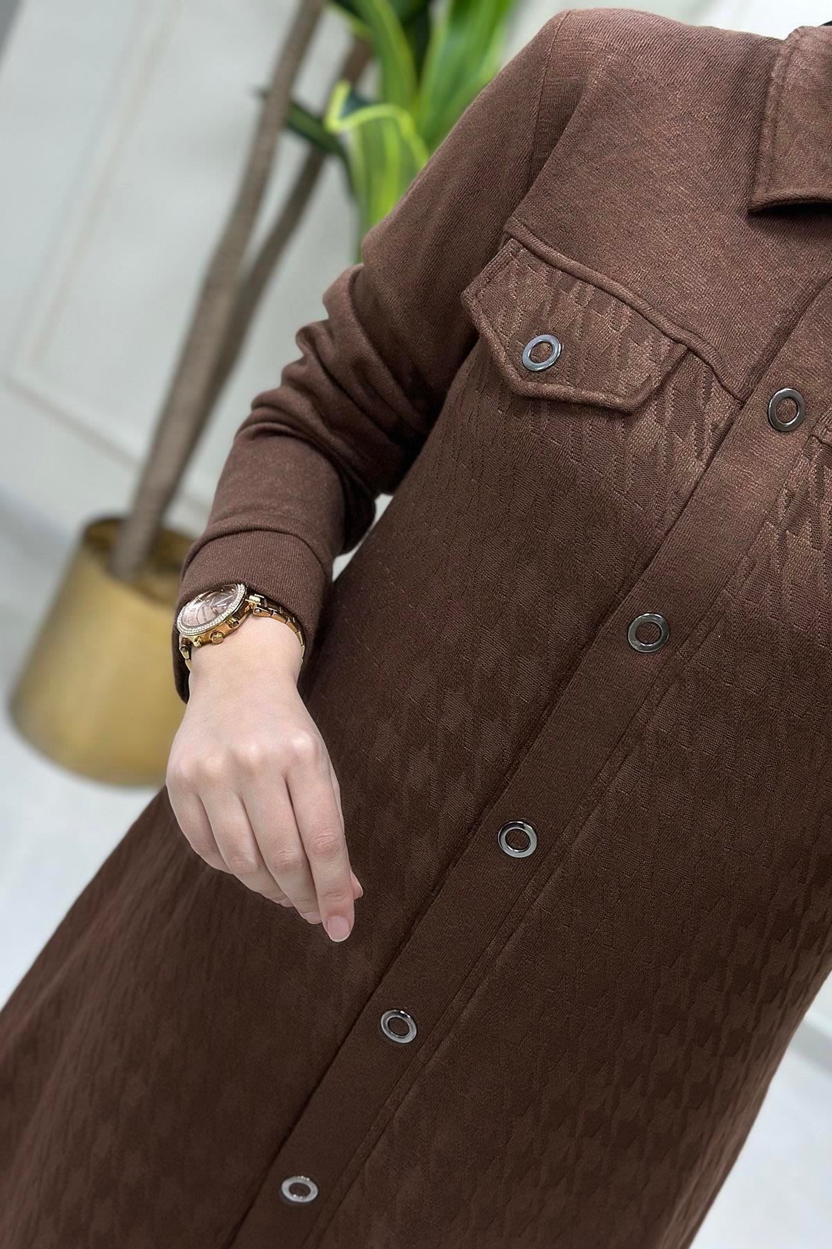 Tesettür TunikÖnü Çıtçıtlı Kazayağı Desen Triko Kadın Tunik Taba QTN 2862