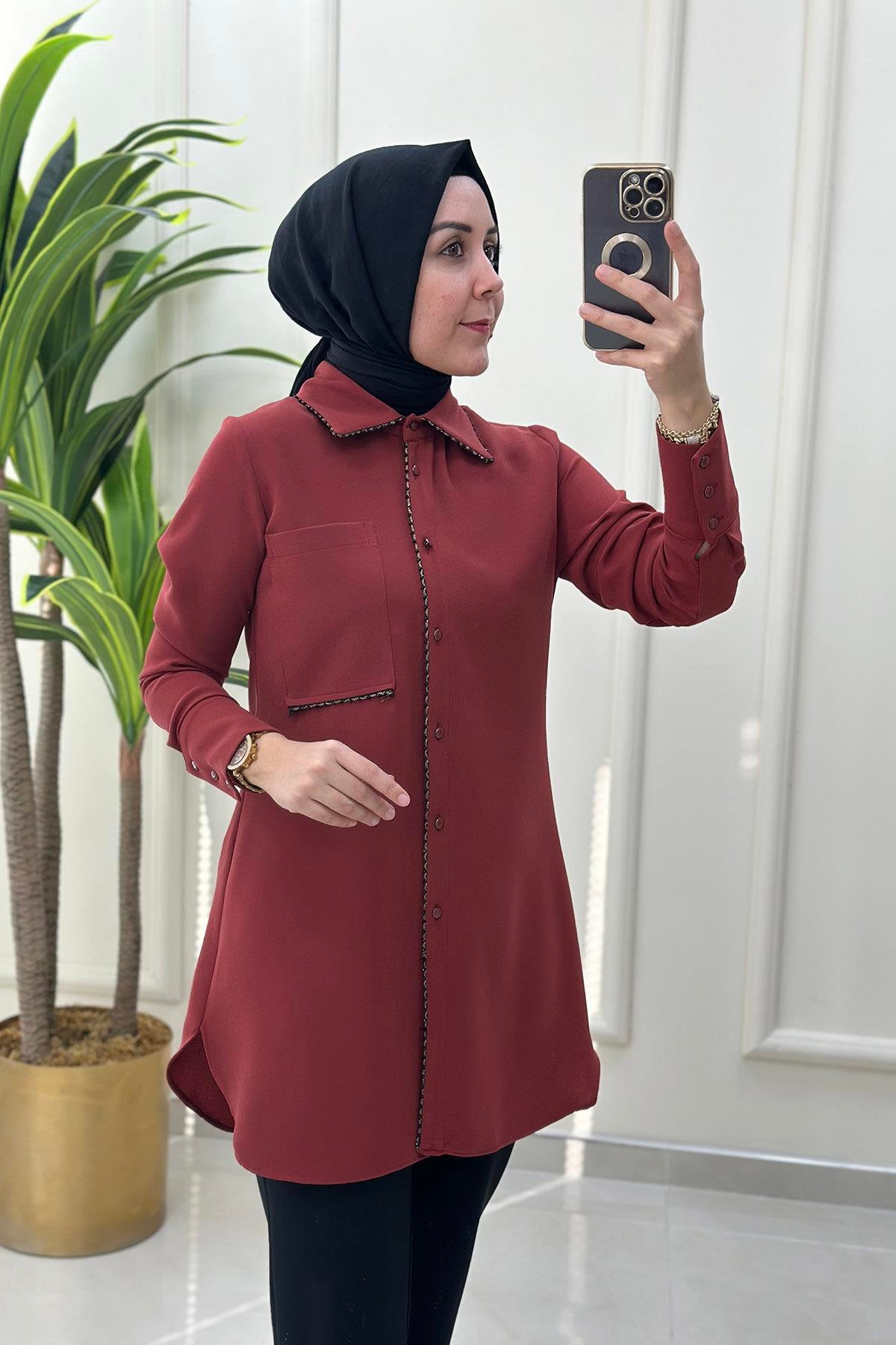 Tesettür TunikÖnü Düğmeli Biye ve Boncuk Kombinli Kadın Tunik Kiremit HYA 1406