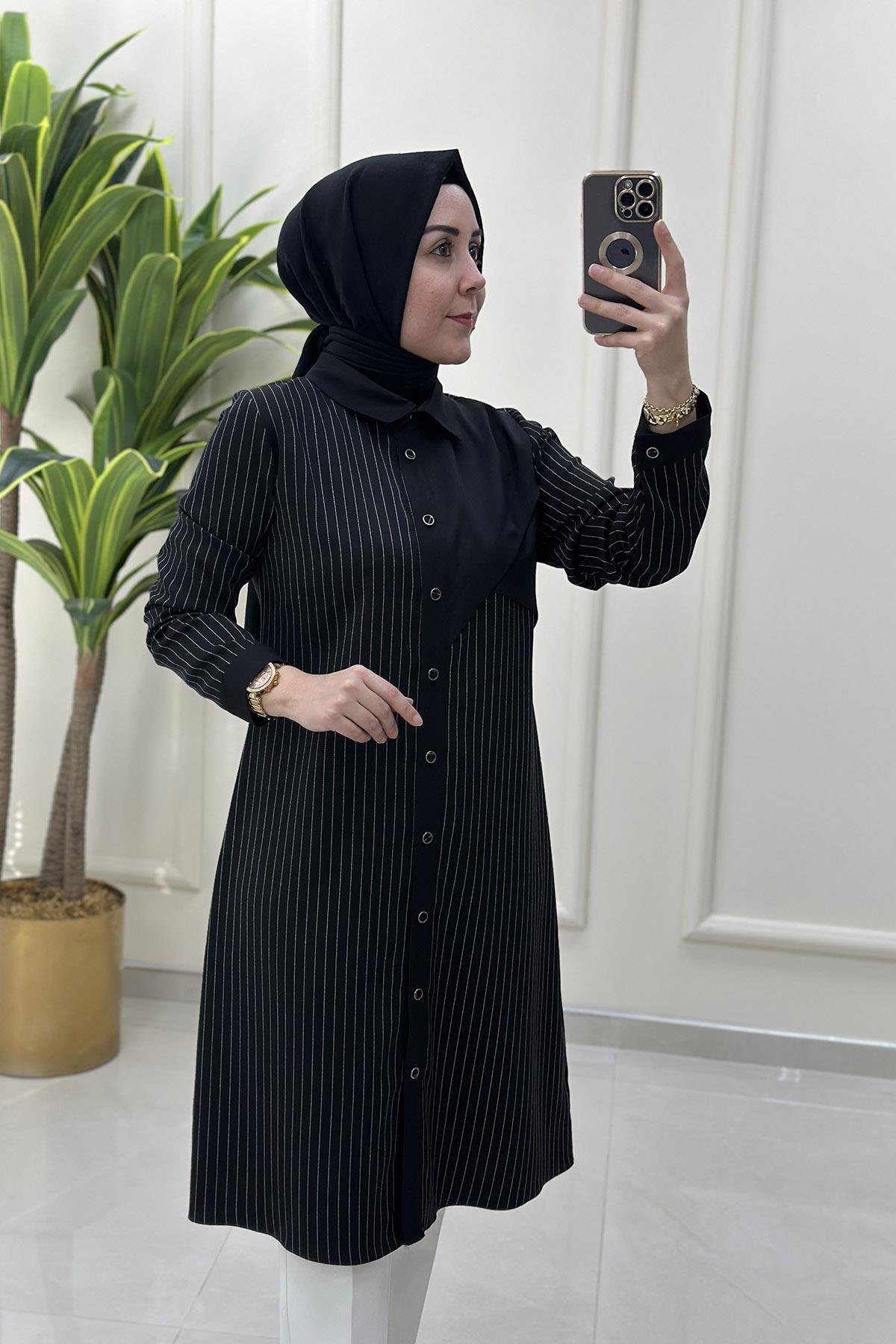 Tesettür TunikÖnü Düğmeli Çizgi Desen Garnili Kadın Tunik Siyah QTN 2924