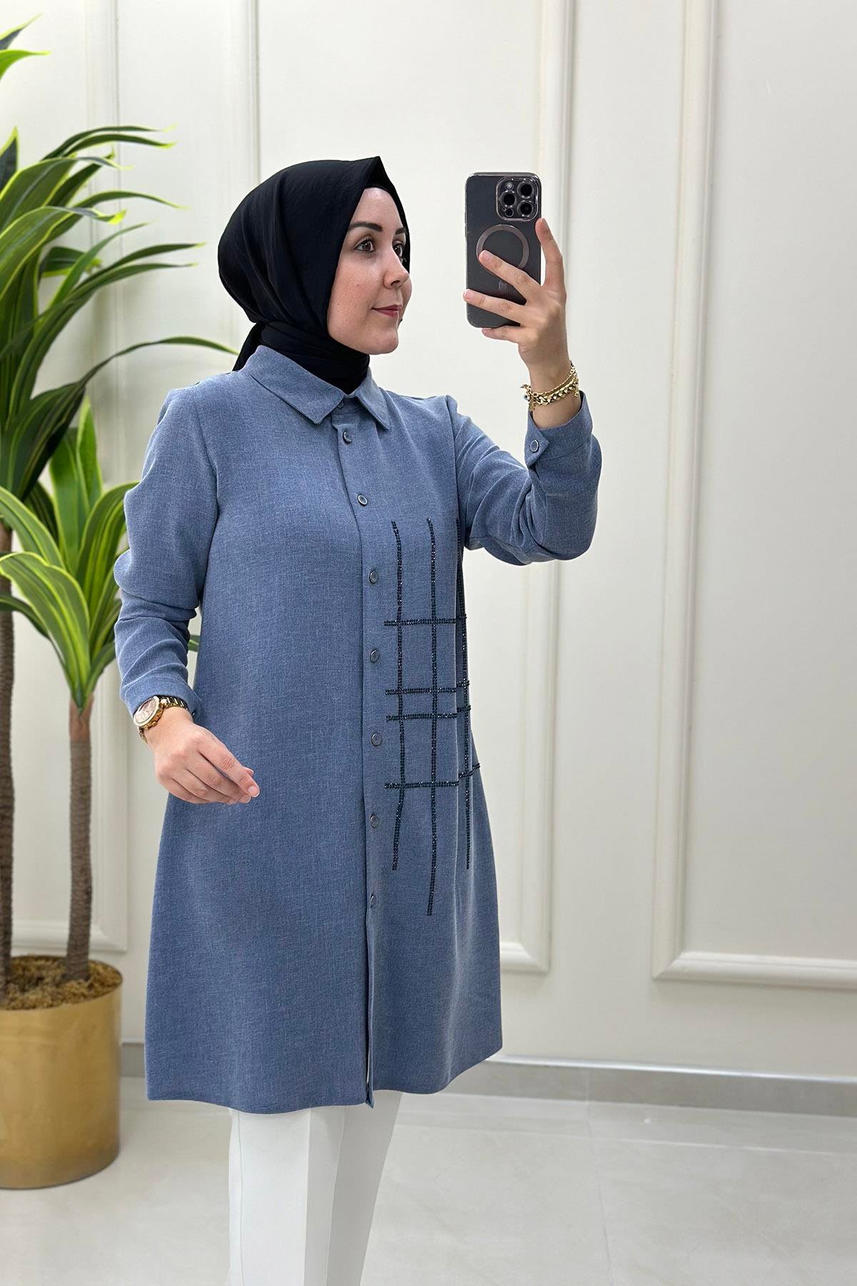 Tesettür TunikÖnü Düğmeli Taş Detaylı Kadın Tunik Mavi QTN 2836