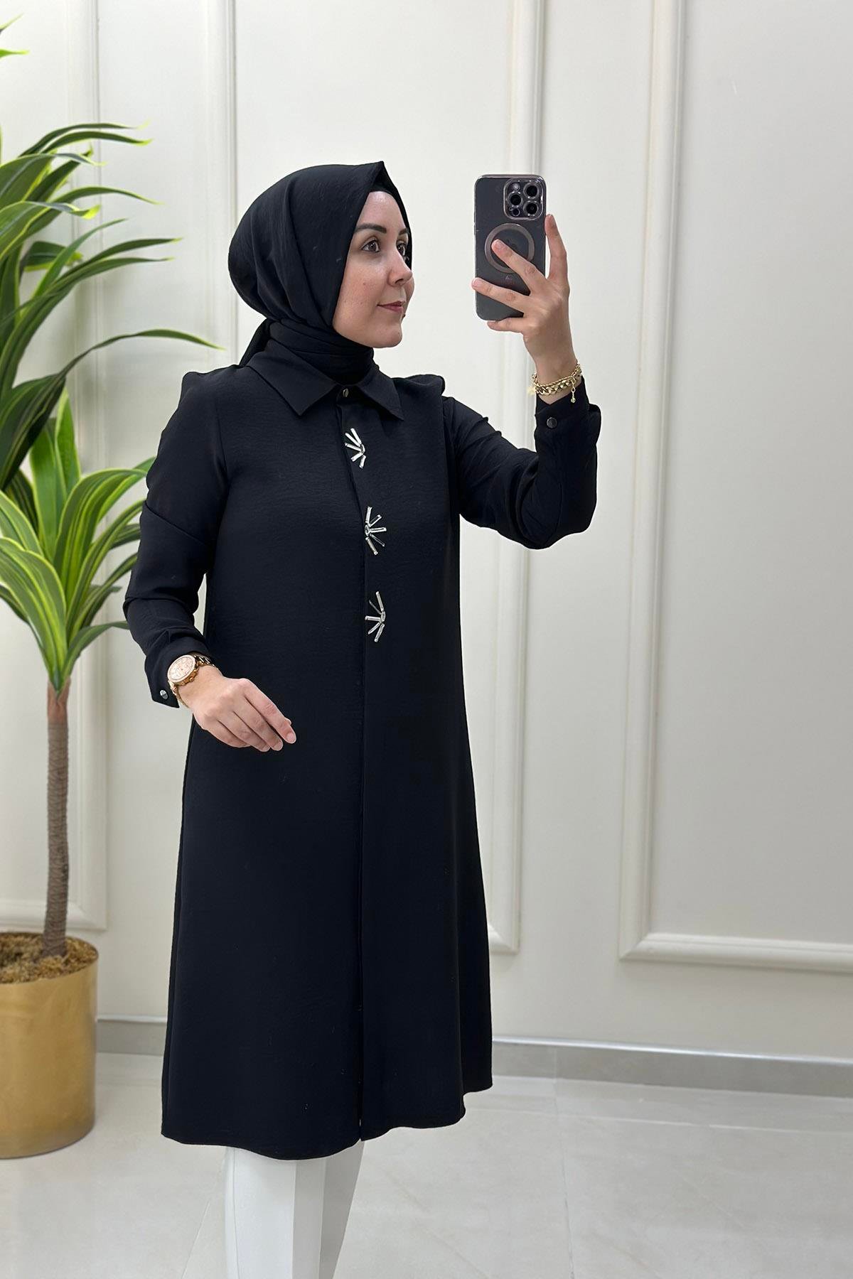 Tesettür TunikÖnü Gizli Düğme Taş Detaylı Kadın Tunik Siyah MLH 4151